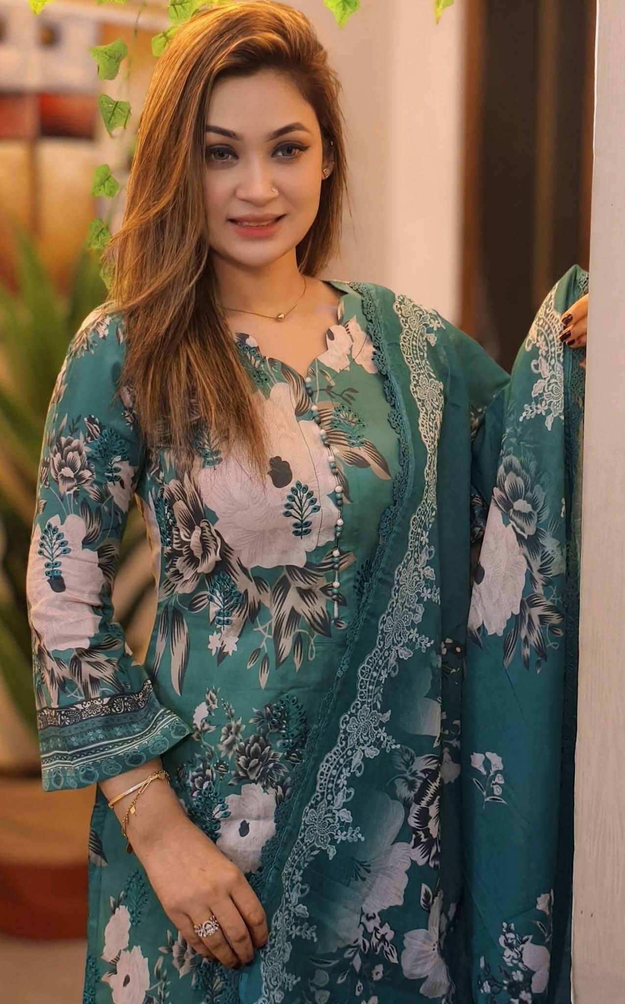 Unsteached Three Piece