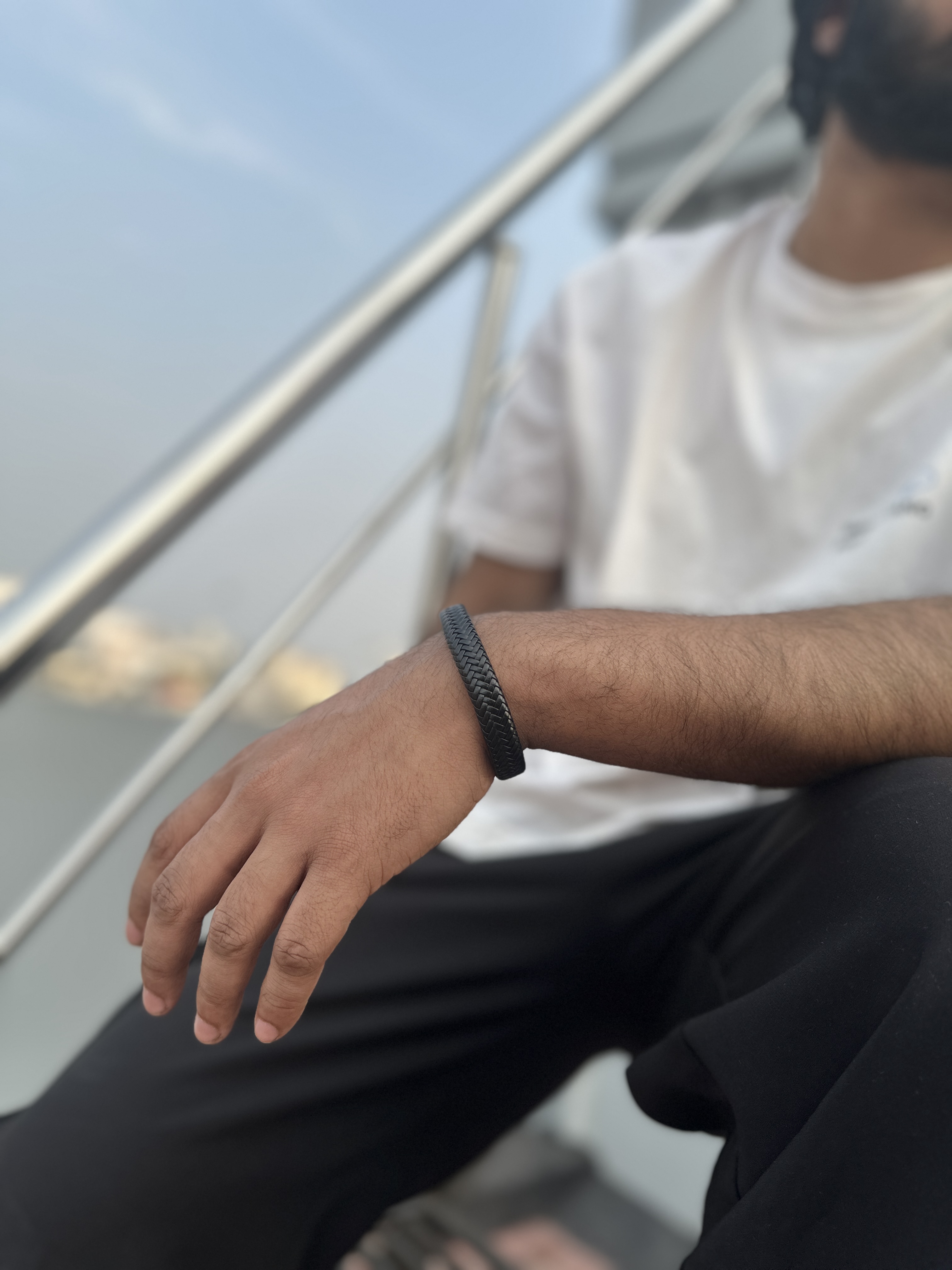 Hand-Woven Men's Bracelet Leather Alloy_img_3