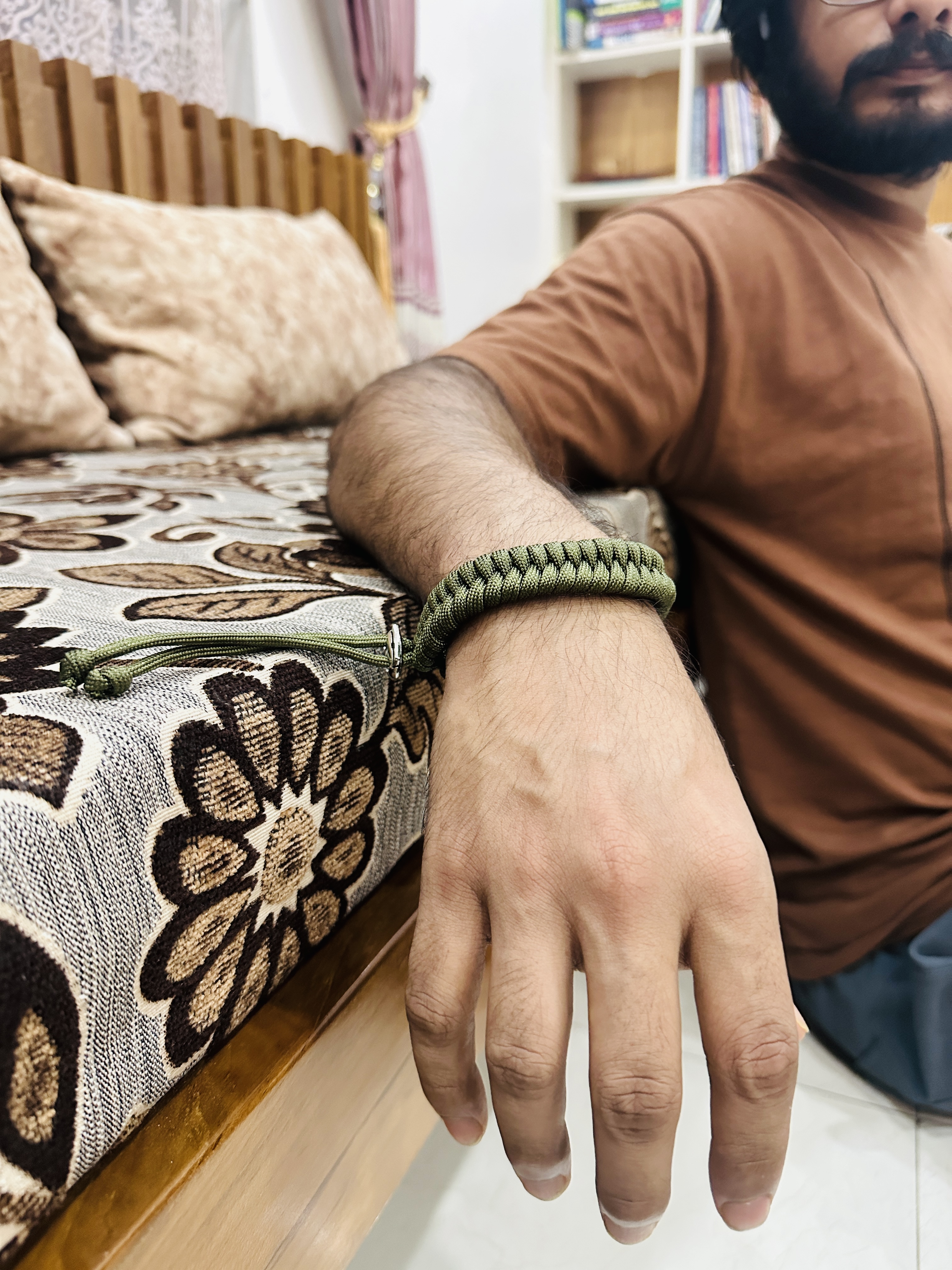 Outdoor Camping Mountaineering Survival Bracelet_img_2