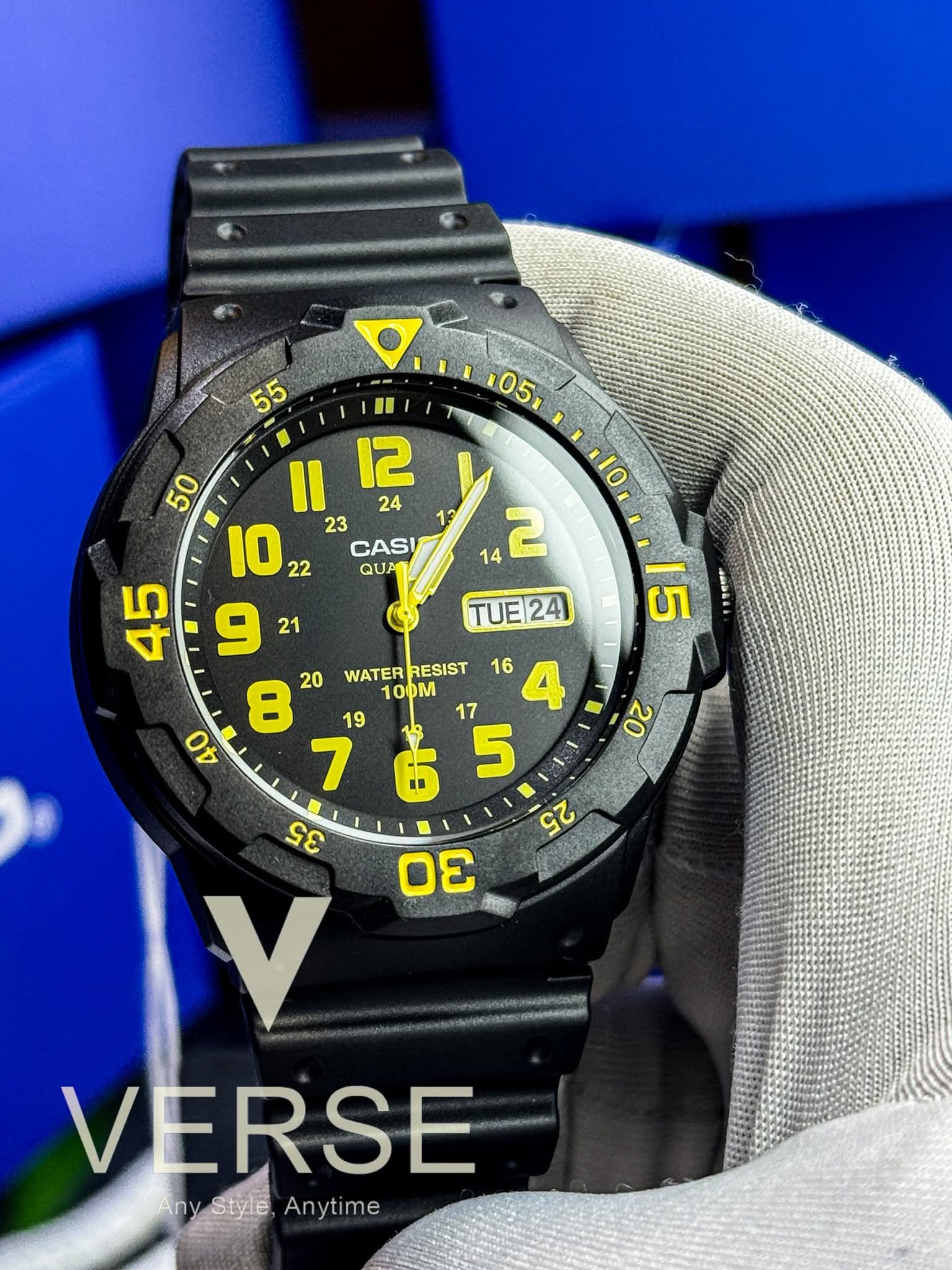 Casio MRW-200H-9BVDF Gold Dial 100m Resin Men's Diver Watch | Casio MRW-200H-9BVDF