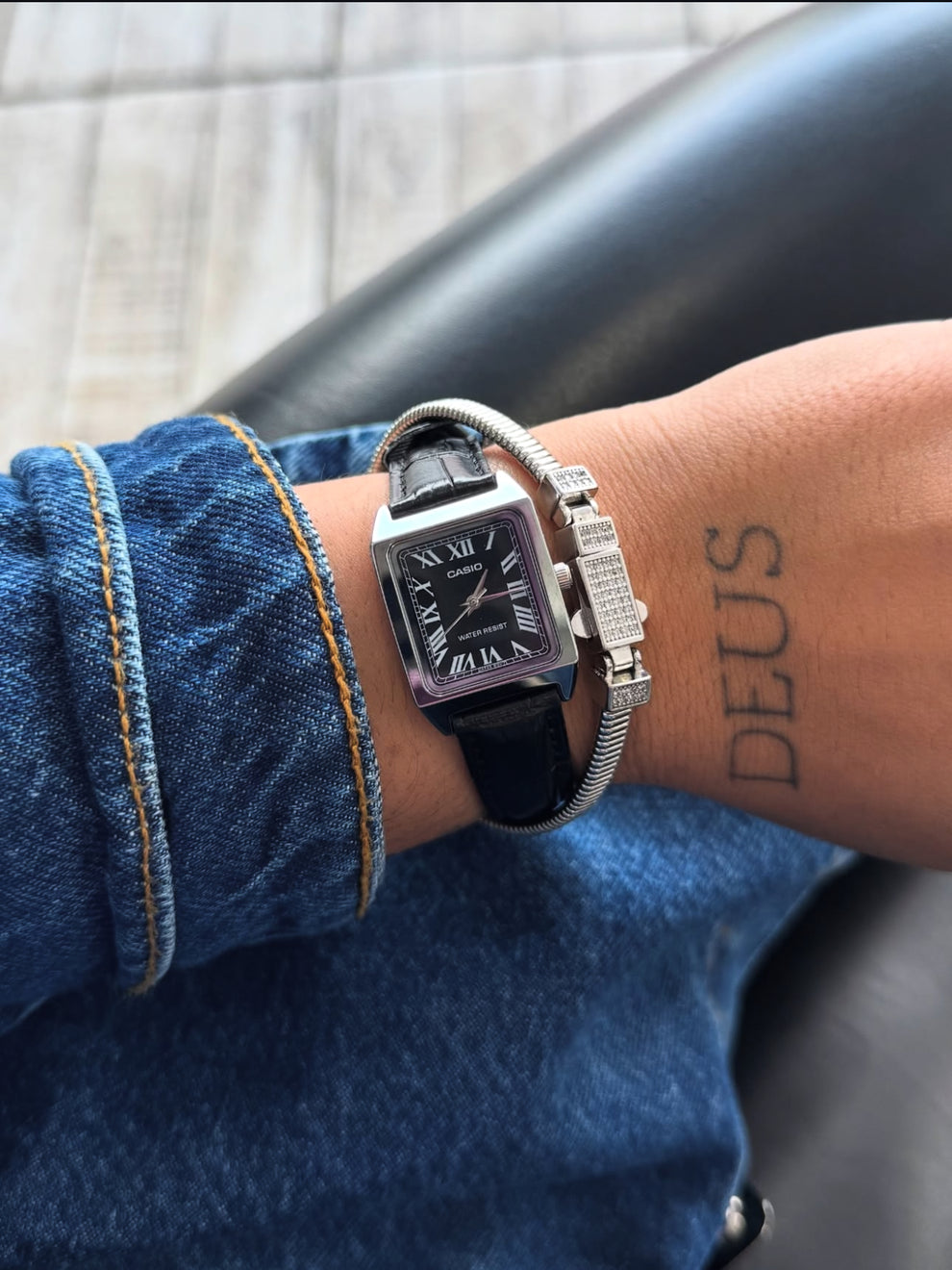 Casio LTP-V007L-1BUDF Black Dial Women's Leather Strap Tank Watch | Casio LTP-V007L-1BUDF_img_1