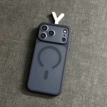 Luxury Matte MagSafe Edition with Integrated Lens Protection for iPhone 17 Pro & 17 Pro Max 🛡️🔥_img_6