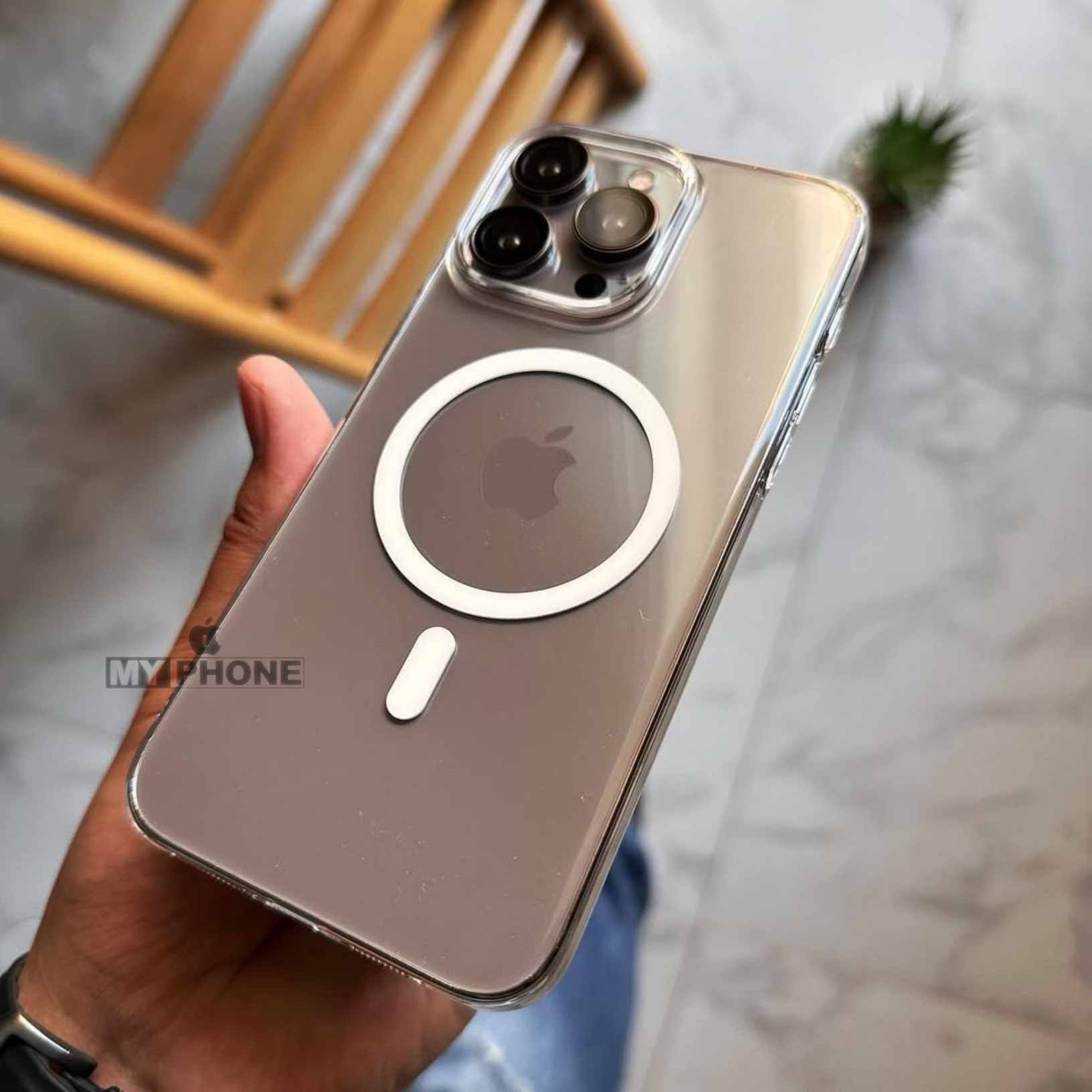 Berlia Brand - iPhone 17 pro max anti yellow hard case_img_6