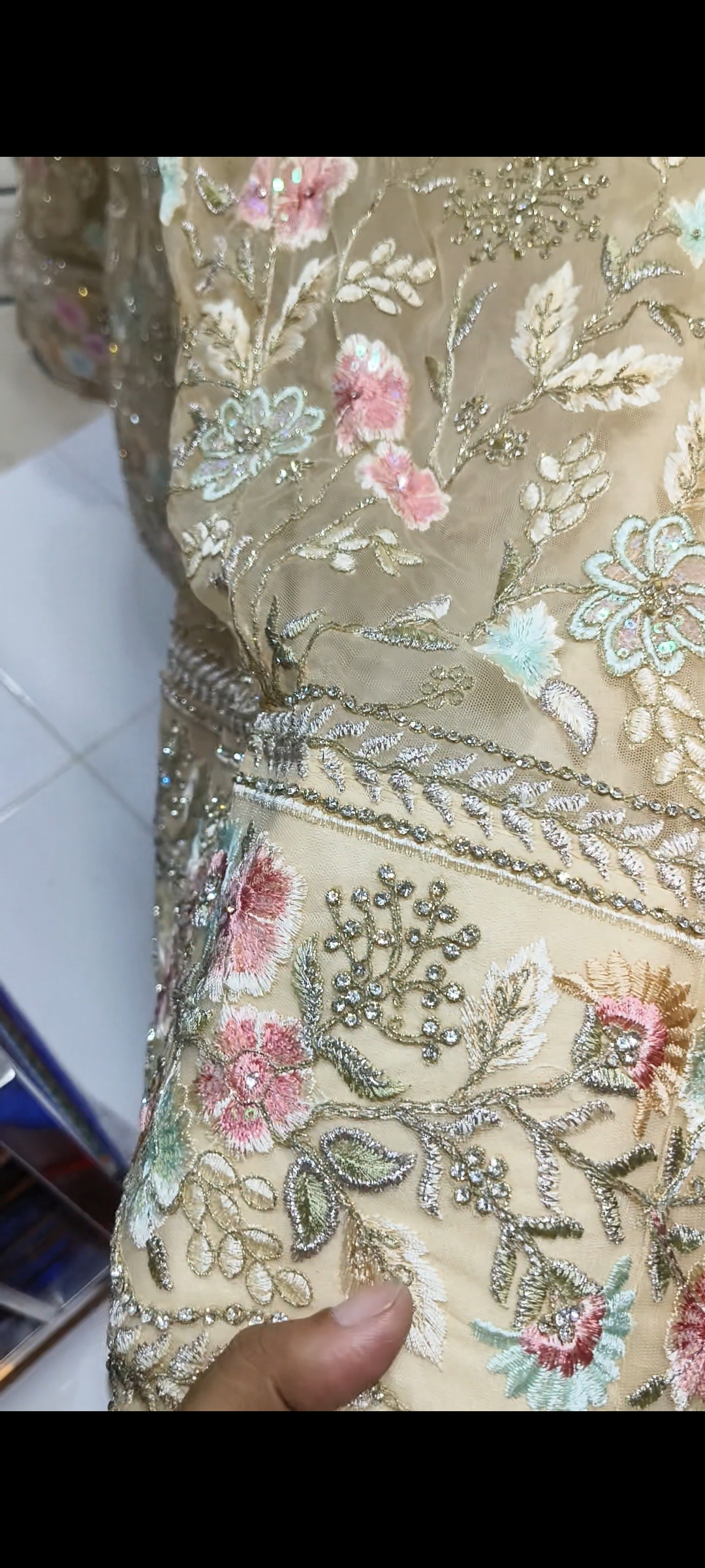 original Indian bridal Gujarati lehenga - Image 5