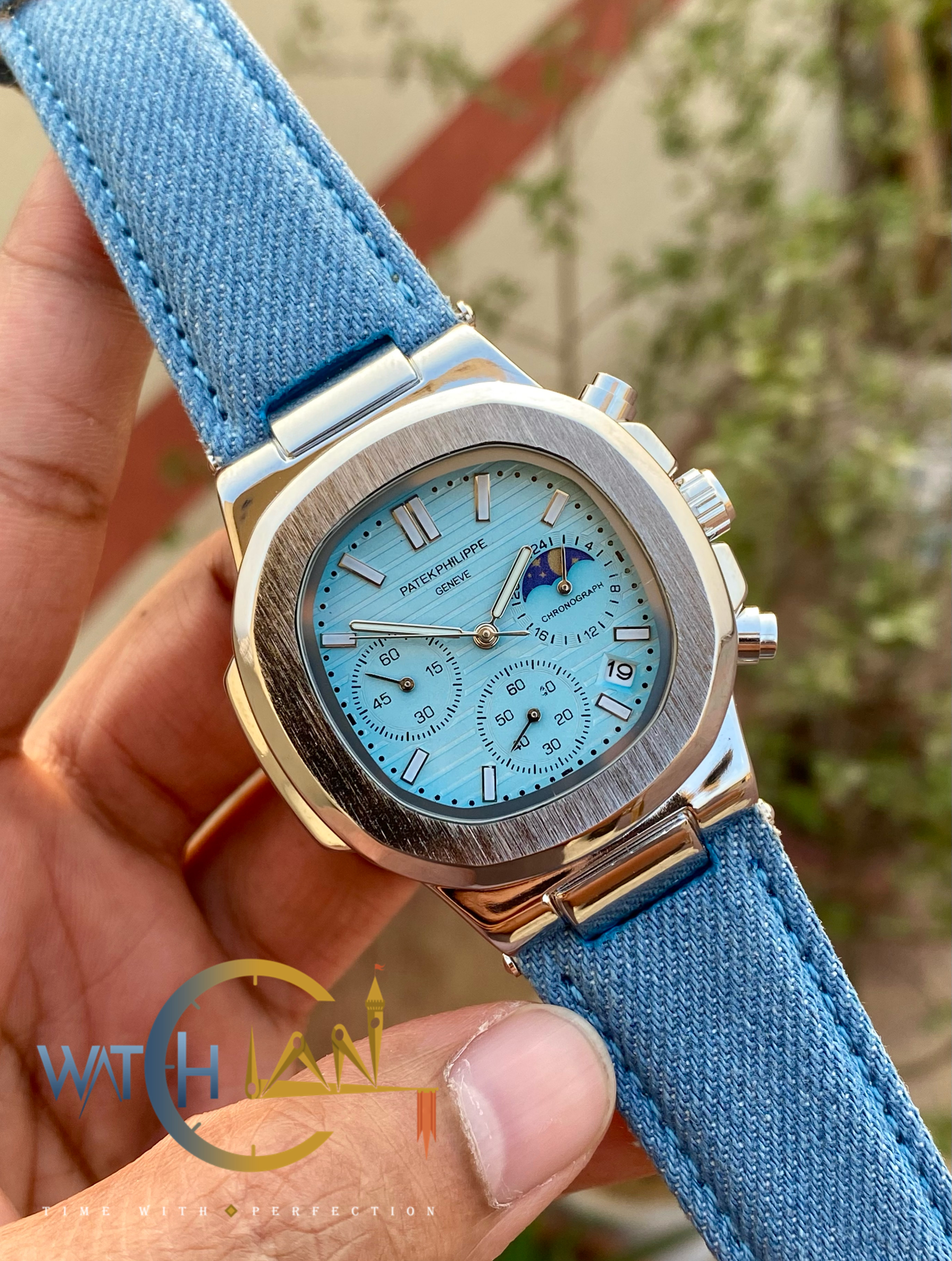 Patek Philippe Nautilus Quartz Belt Edition_img_0