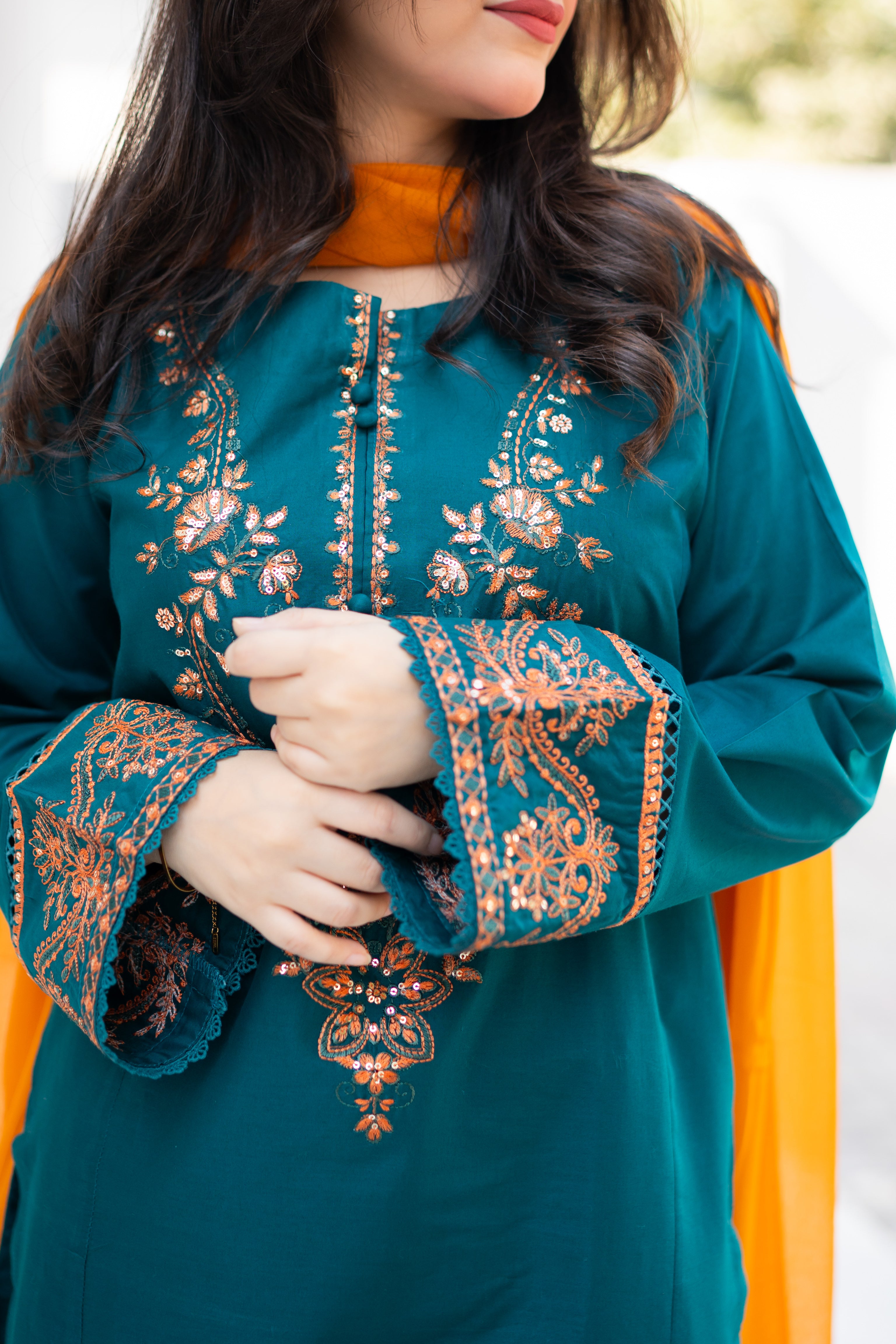 Teal Embroidered Suit_img_3