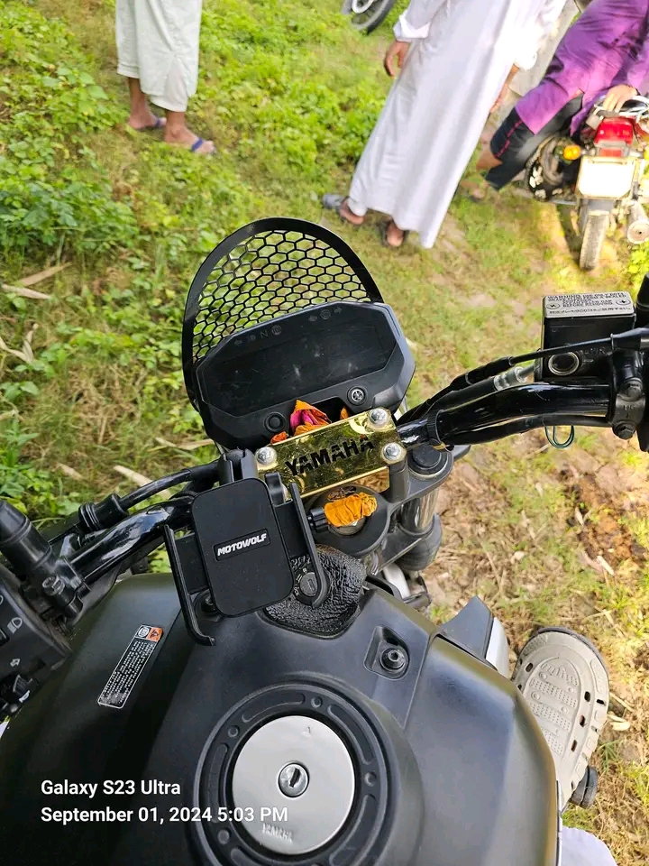 Premium Mobile Holder Motowolf Brand_img_2