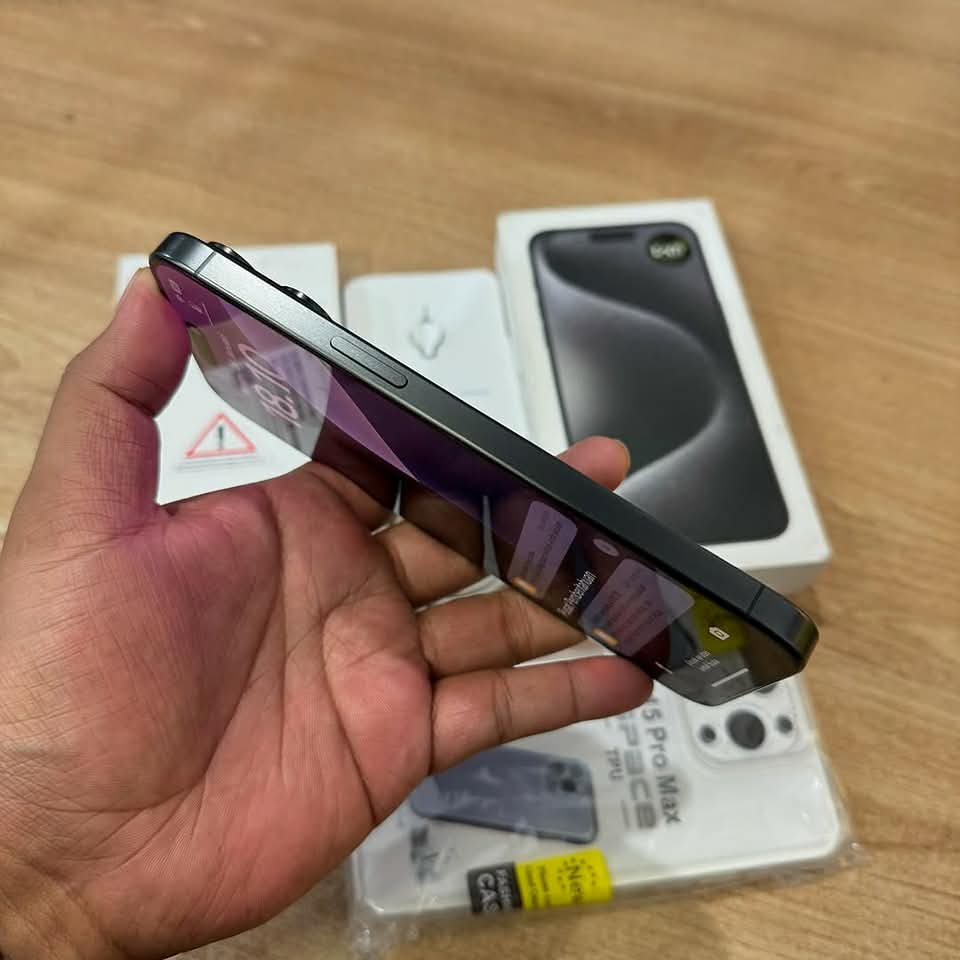 iPhone 15 Pro Max_img_3