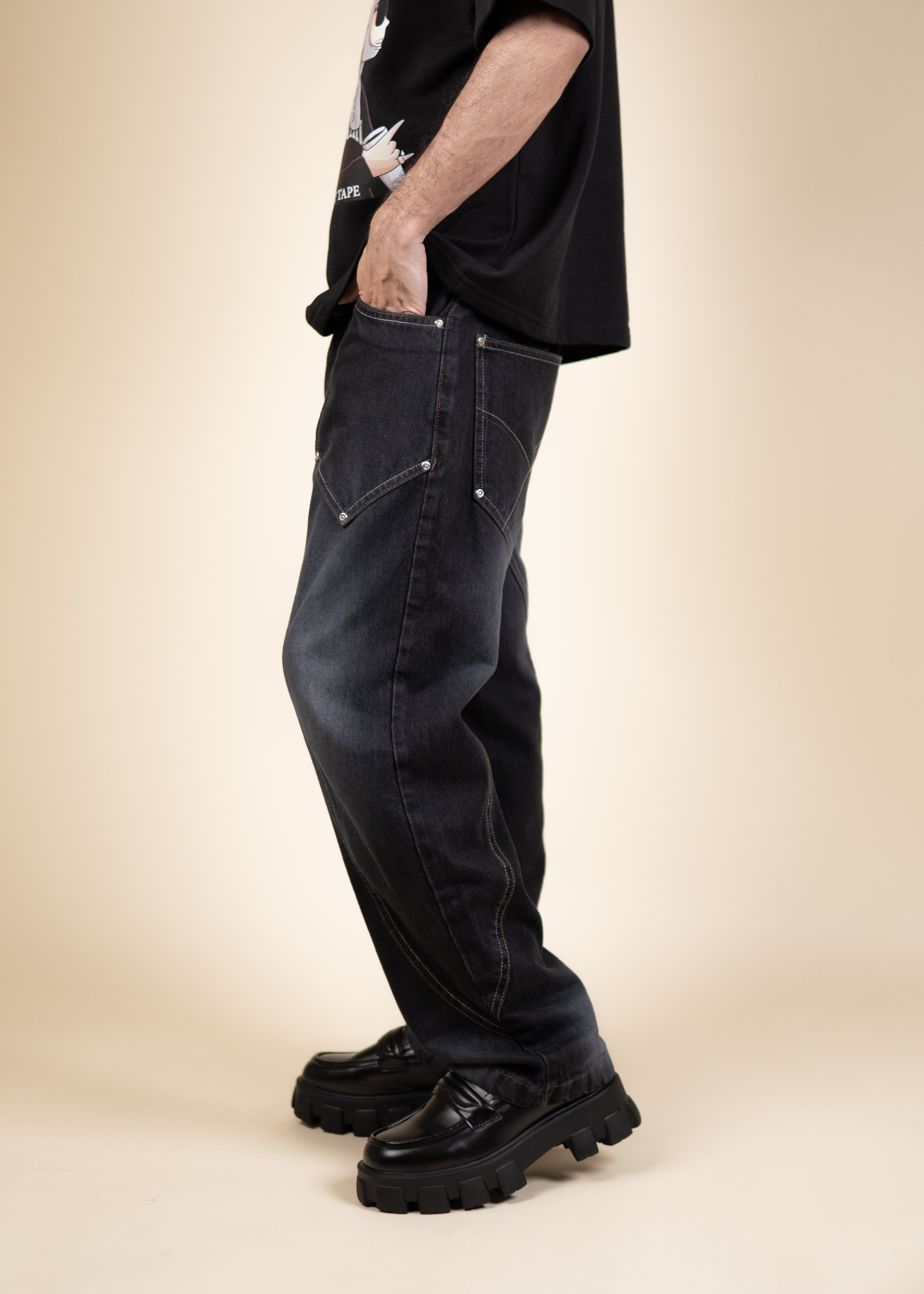 "RETRO FADE JEANS: Deep Indigo Geometric Baggy Denim"_img_2