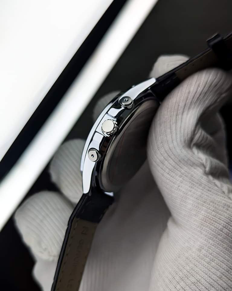 Casio Chronograph Quartz Watch_img_3