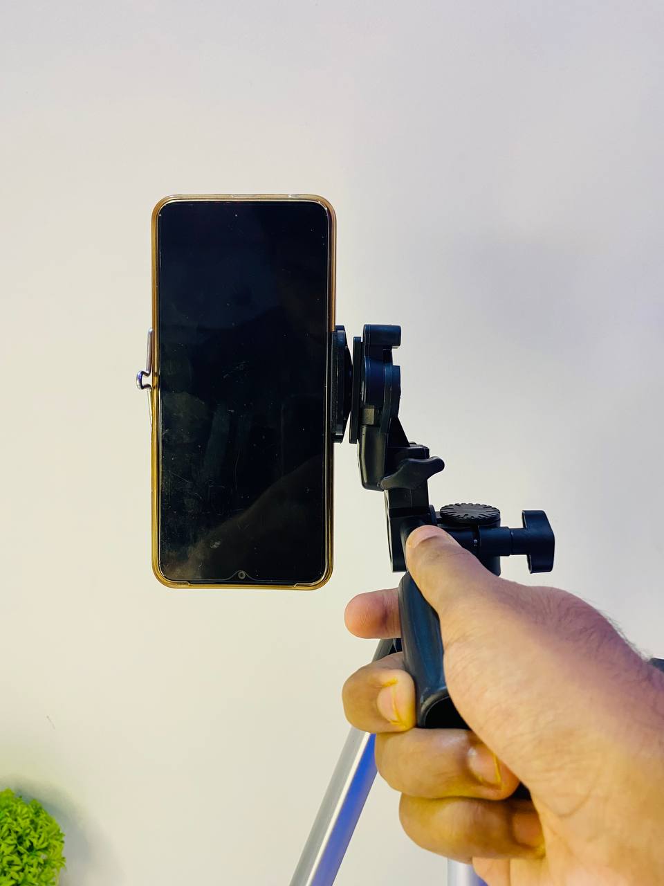 Tripod WT 330A_img_1