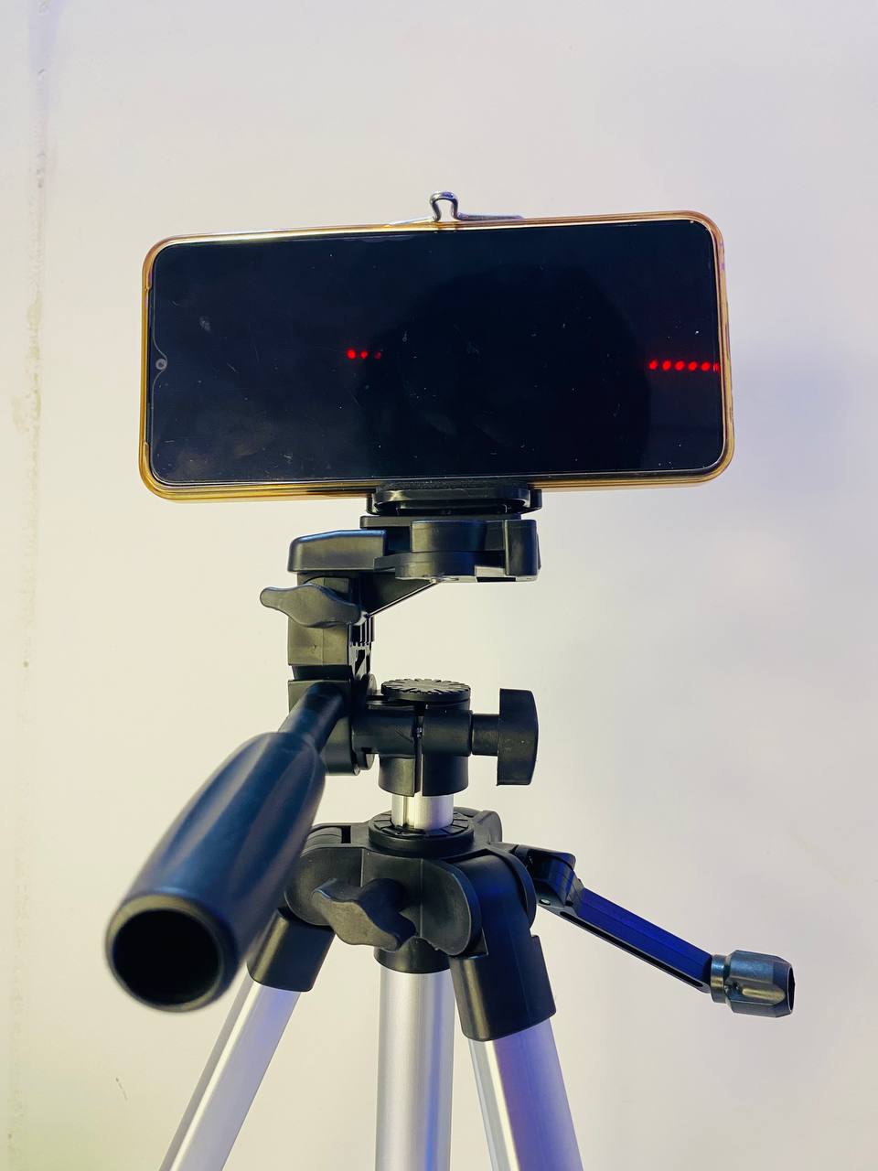 Tripod WT 330A_img_2
