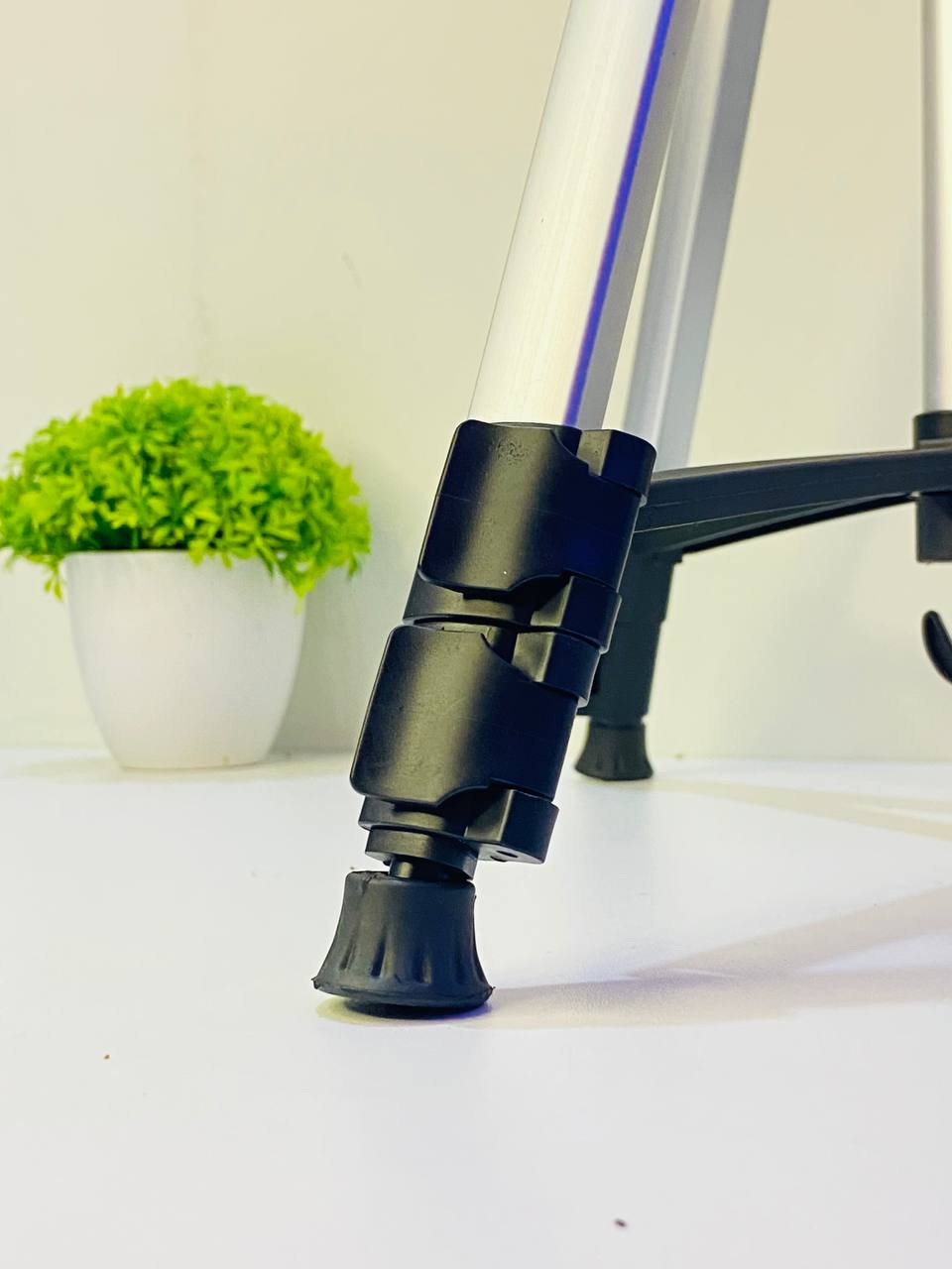 Tripod WT 330A_img_3