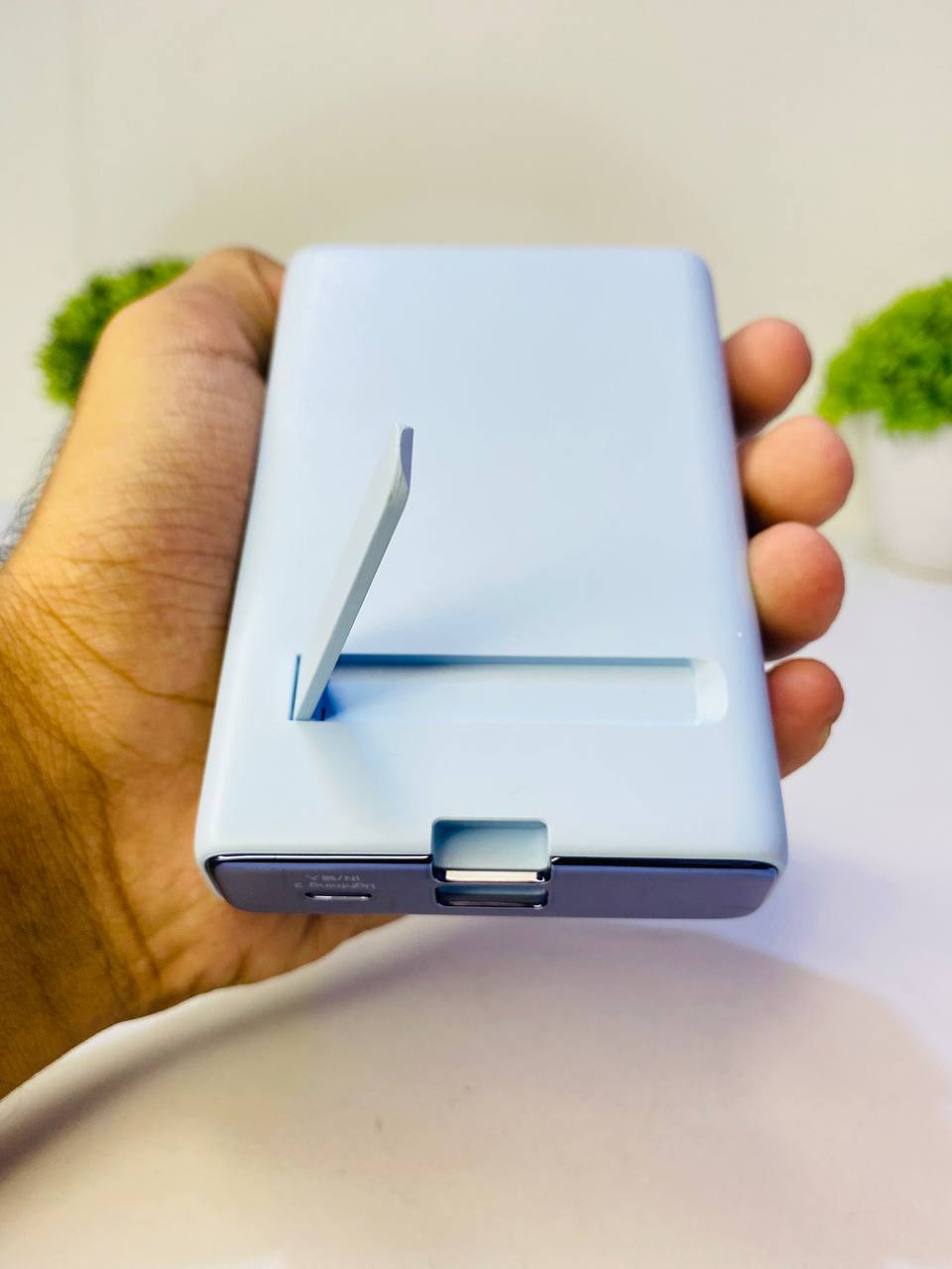 Joyroom JR-PMM01 Wireless PowerBank🔋 (Premium)_img_4