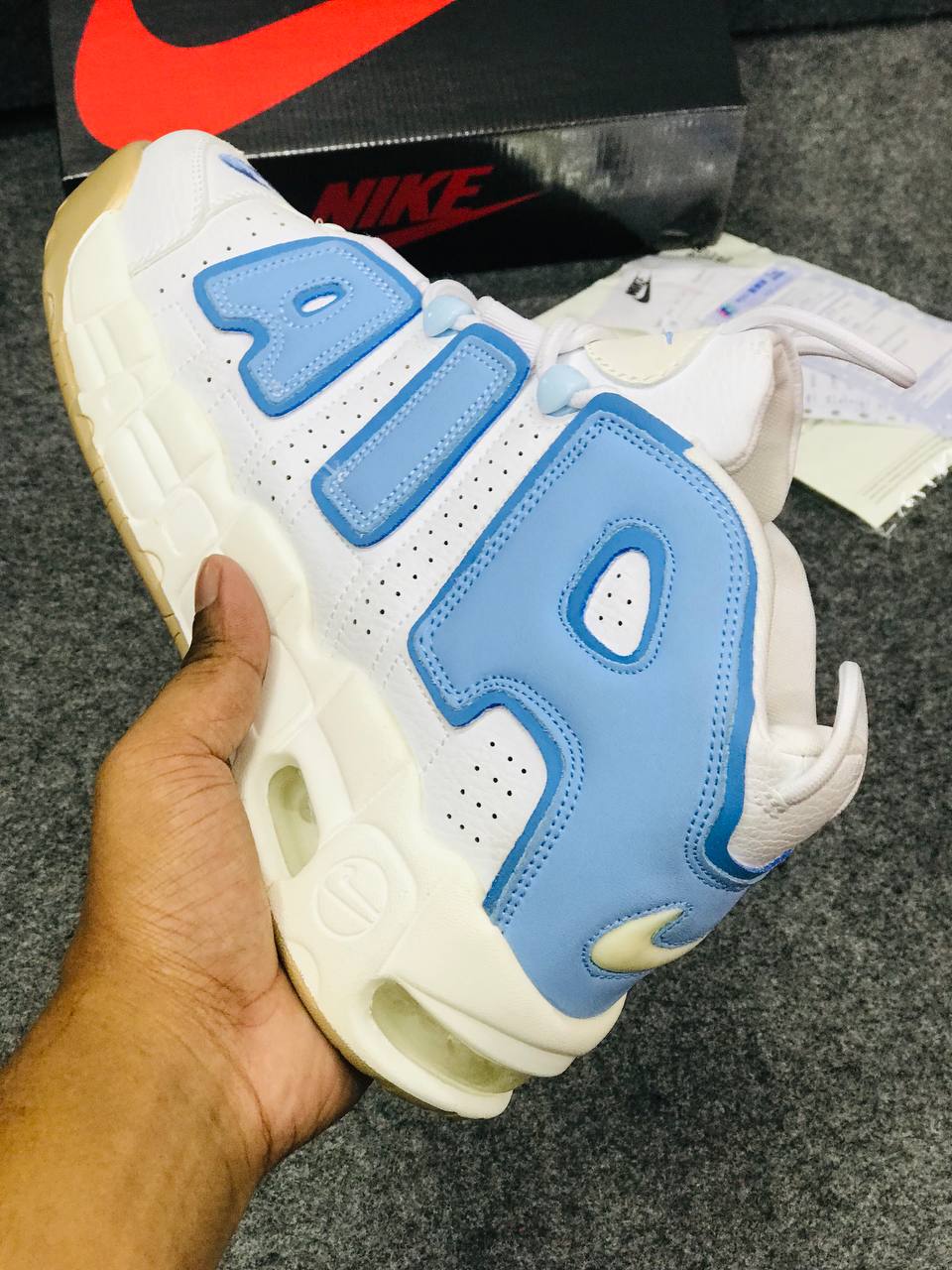 WMNS NIKE AIR MORE UPTEMPO_img_3