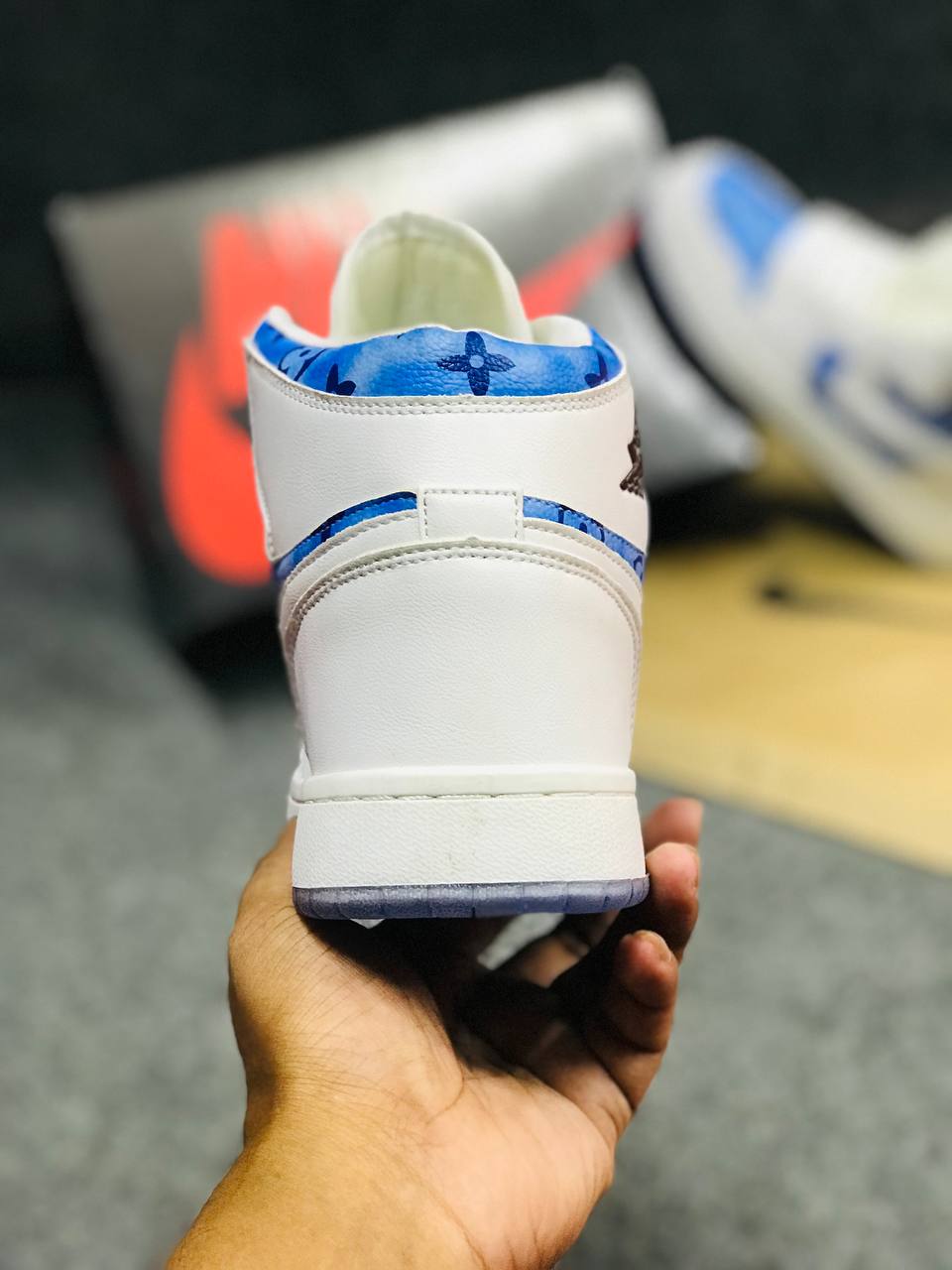 Nike Air Jordan 1 LV_img_1