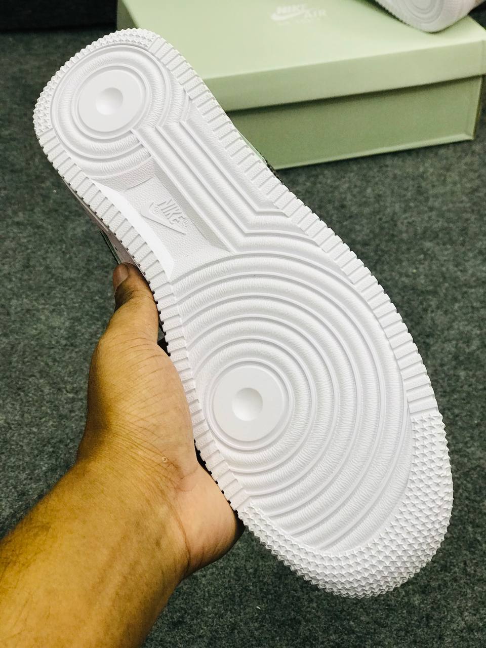 Nike Air Force 1 Low LV8_img_1