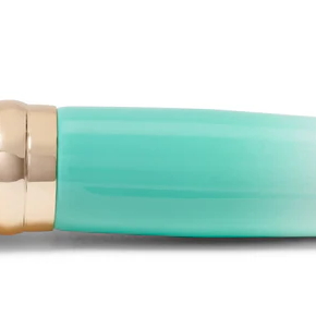 Juvia's Place – I Am Magic Tapered Powder Brush (JP 101)_img_2