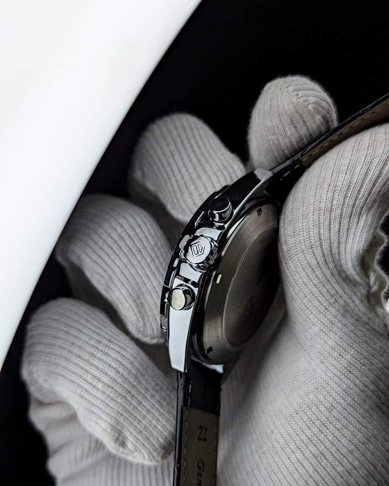 Tag Heuer Mario Chronograph Watch_img_3