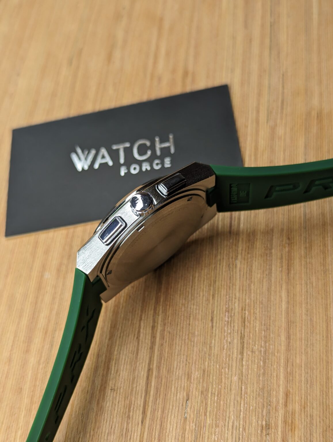 Tissot Chronograph Green S Watch_img_3