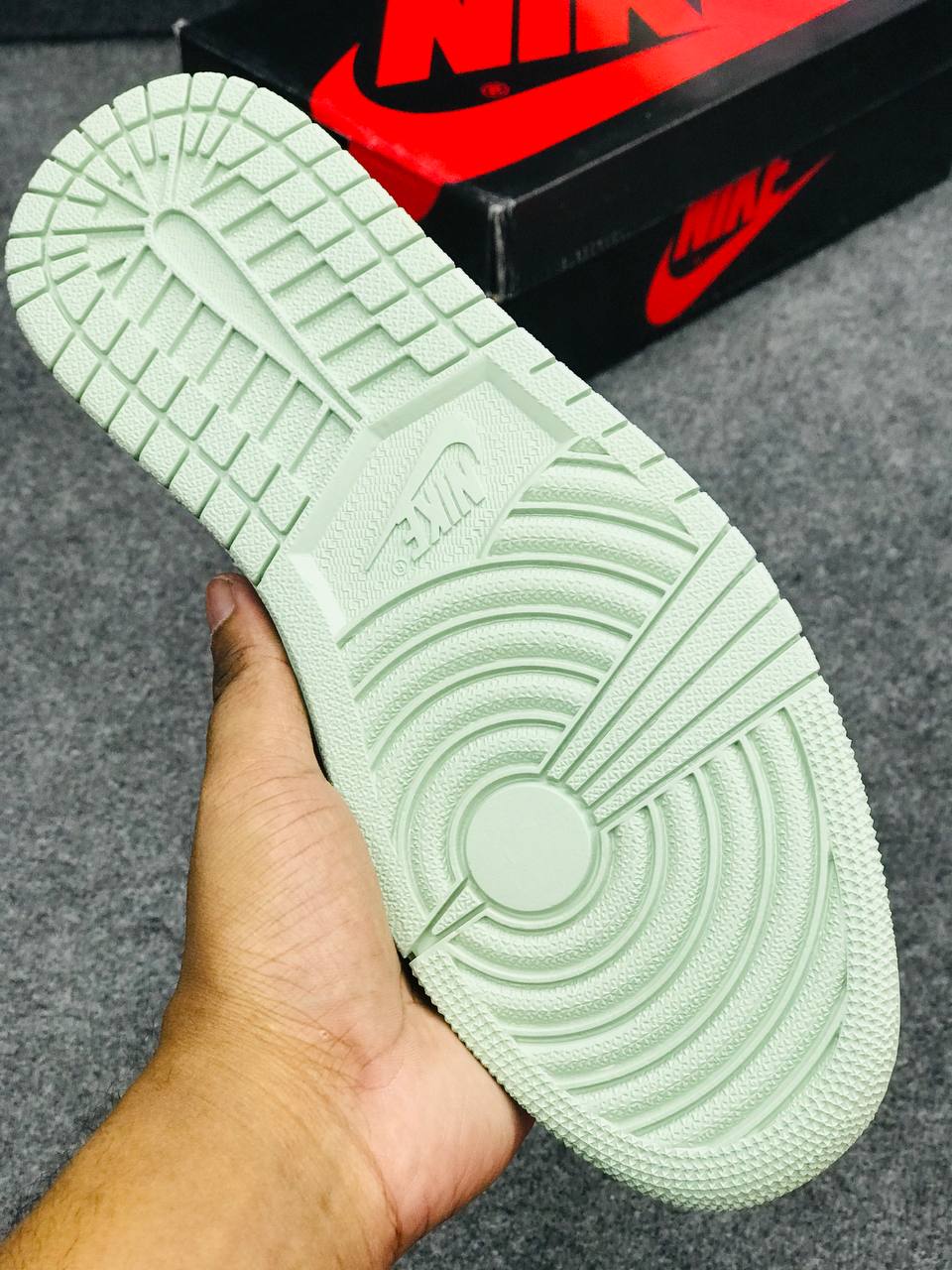 AIR JORDAN 1 HIGH OG "Seafoam"_img_3