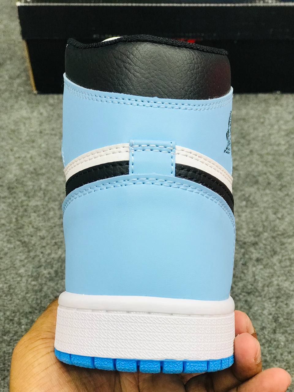 Air Jordan 1 “University Blue”_img_3