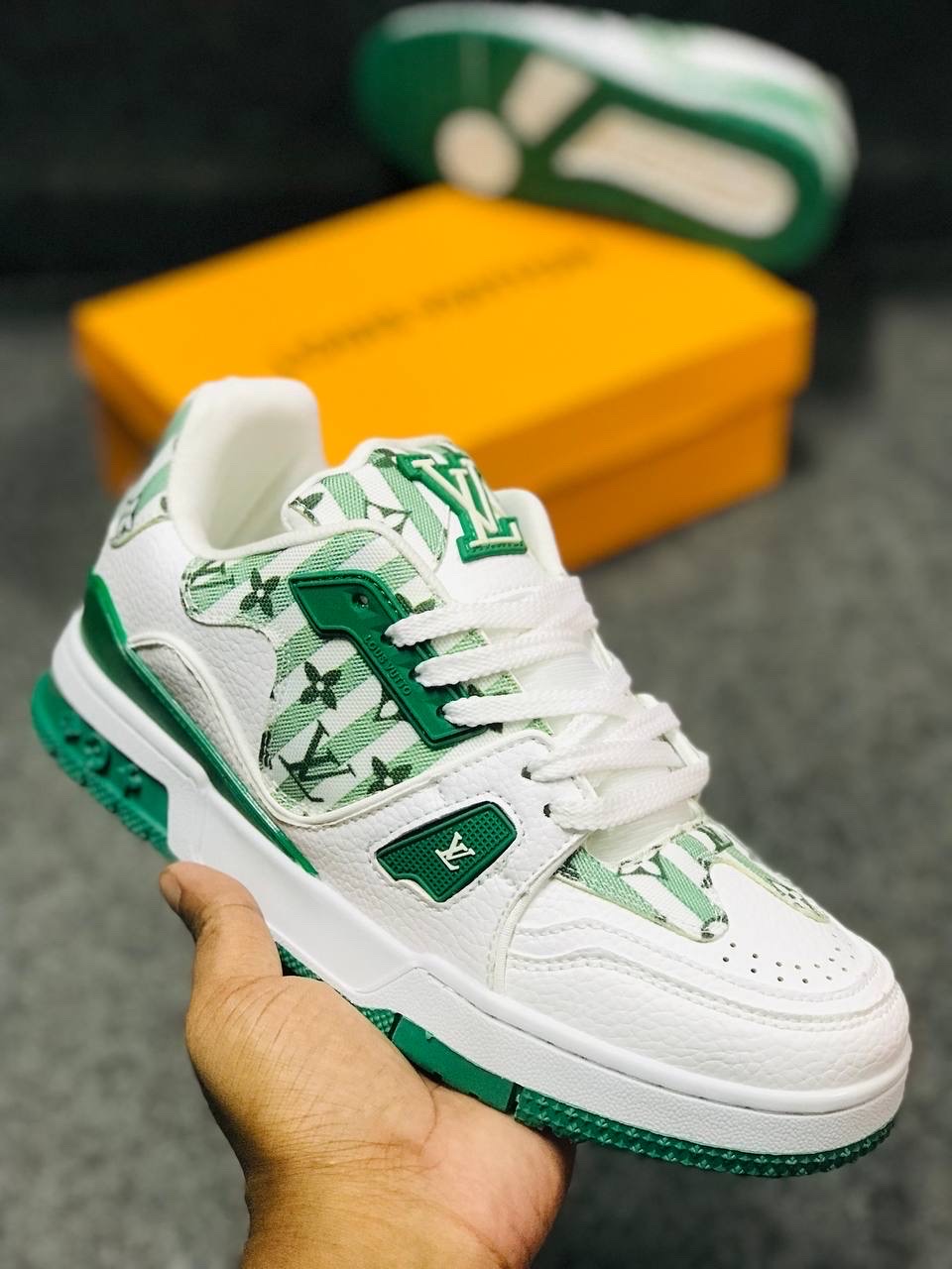 Louis Vuitton Trainers ( 4 color)_img_1