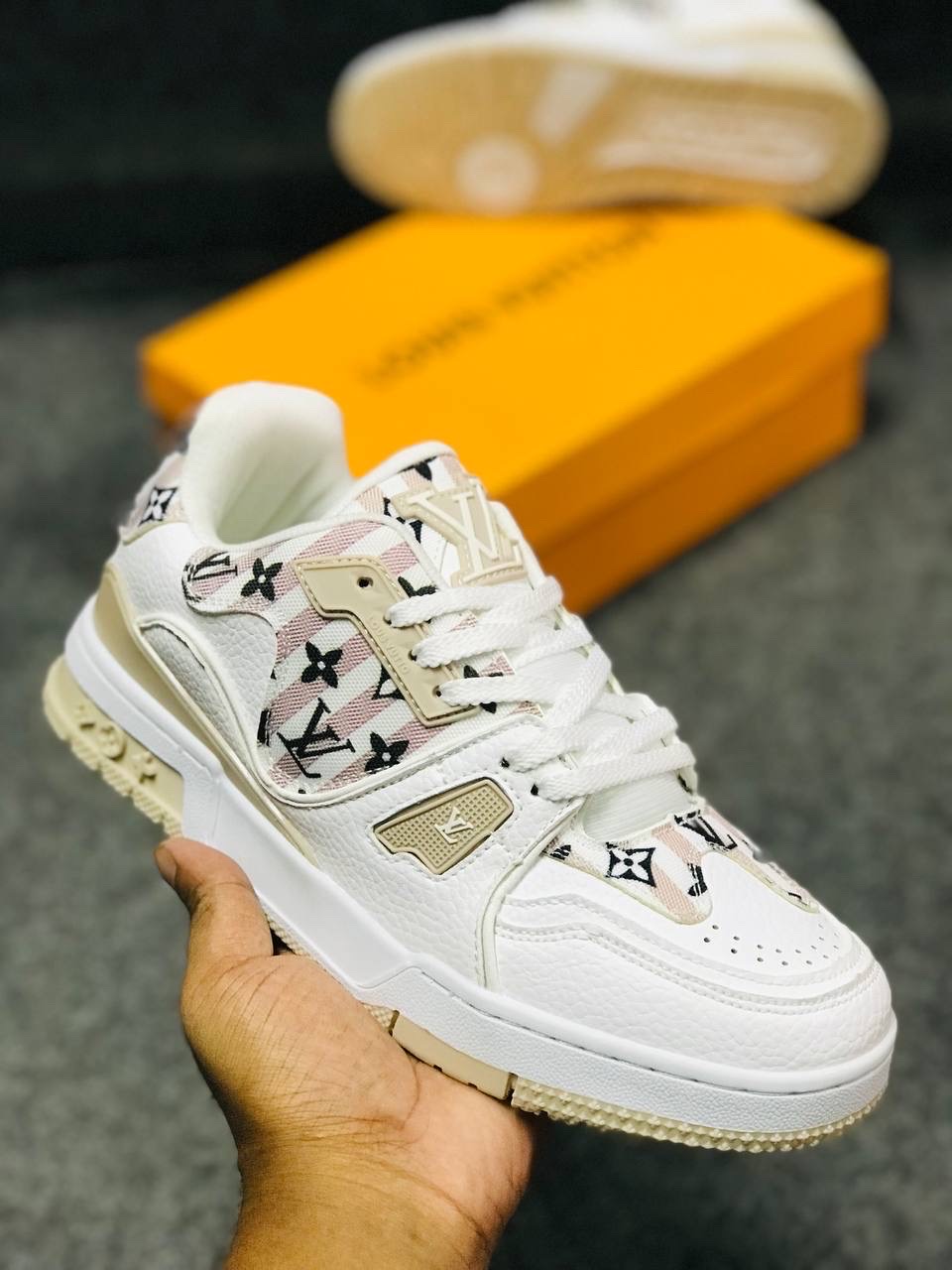 Louis Vuitton Trainers ( 4 color)_img_2