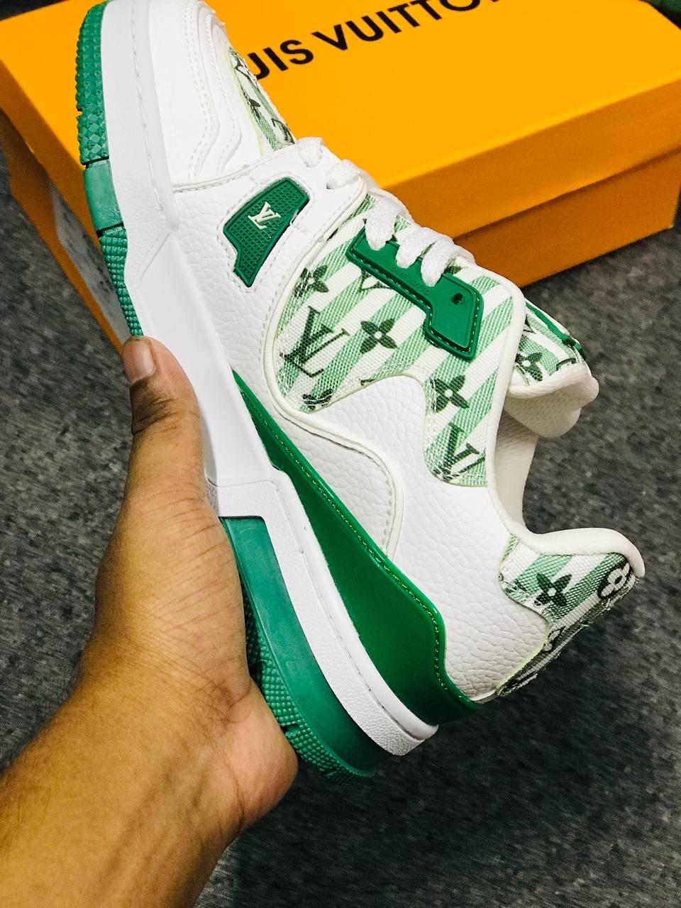 Louis Vuitton Trainers ( 4 color)_img_4