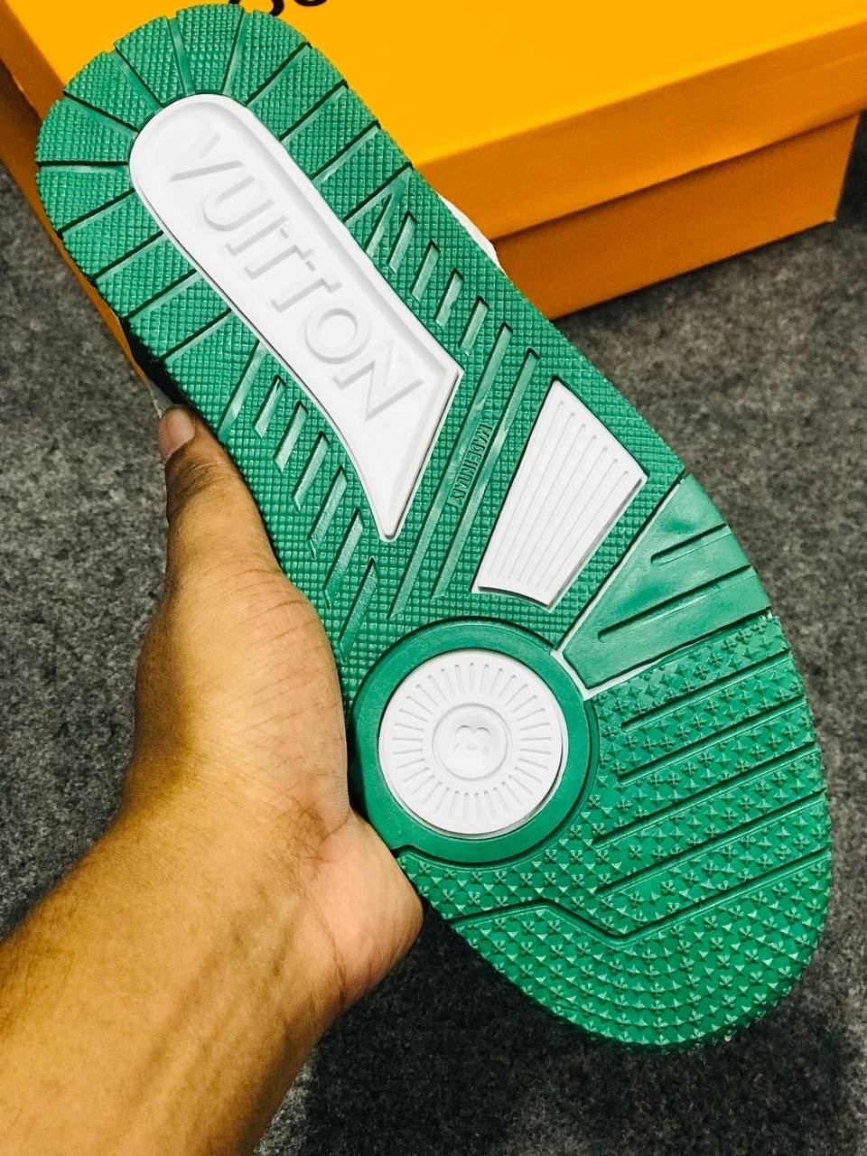 Louis Vuitton Trainers ( 4 color)_img_6