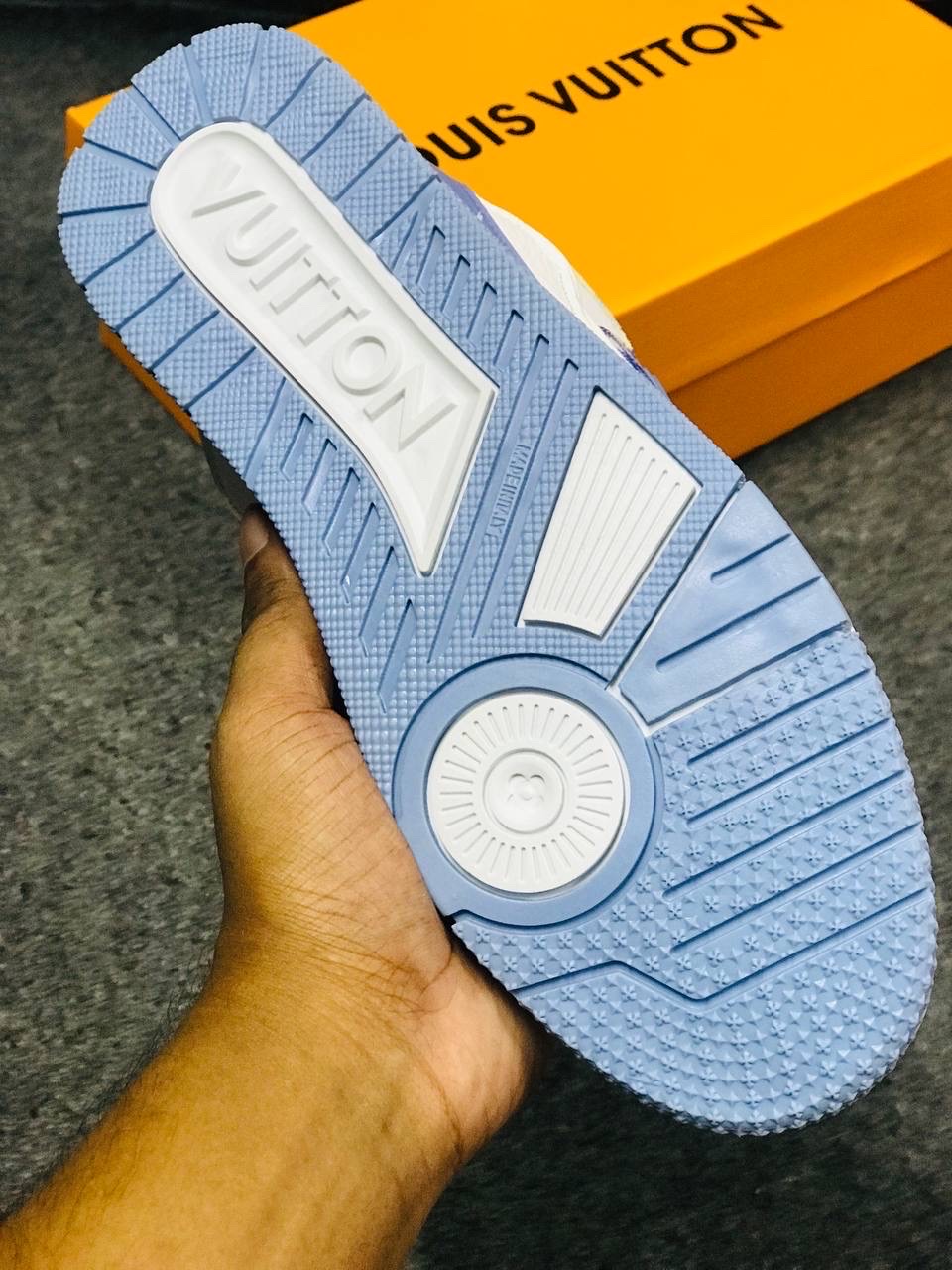 Louis Vuitton Trainers ( 4 color)_img_10