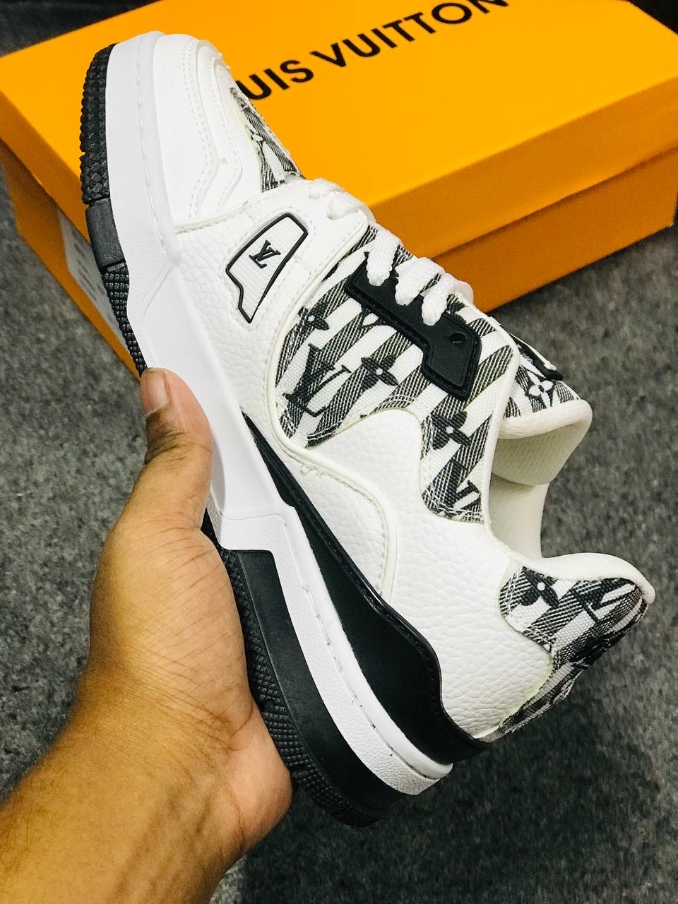 Louis Vuitton Trainers ( 4 color)_img_13