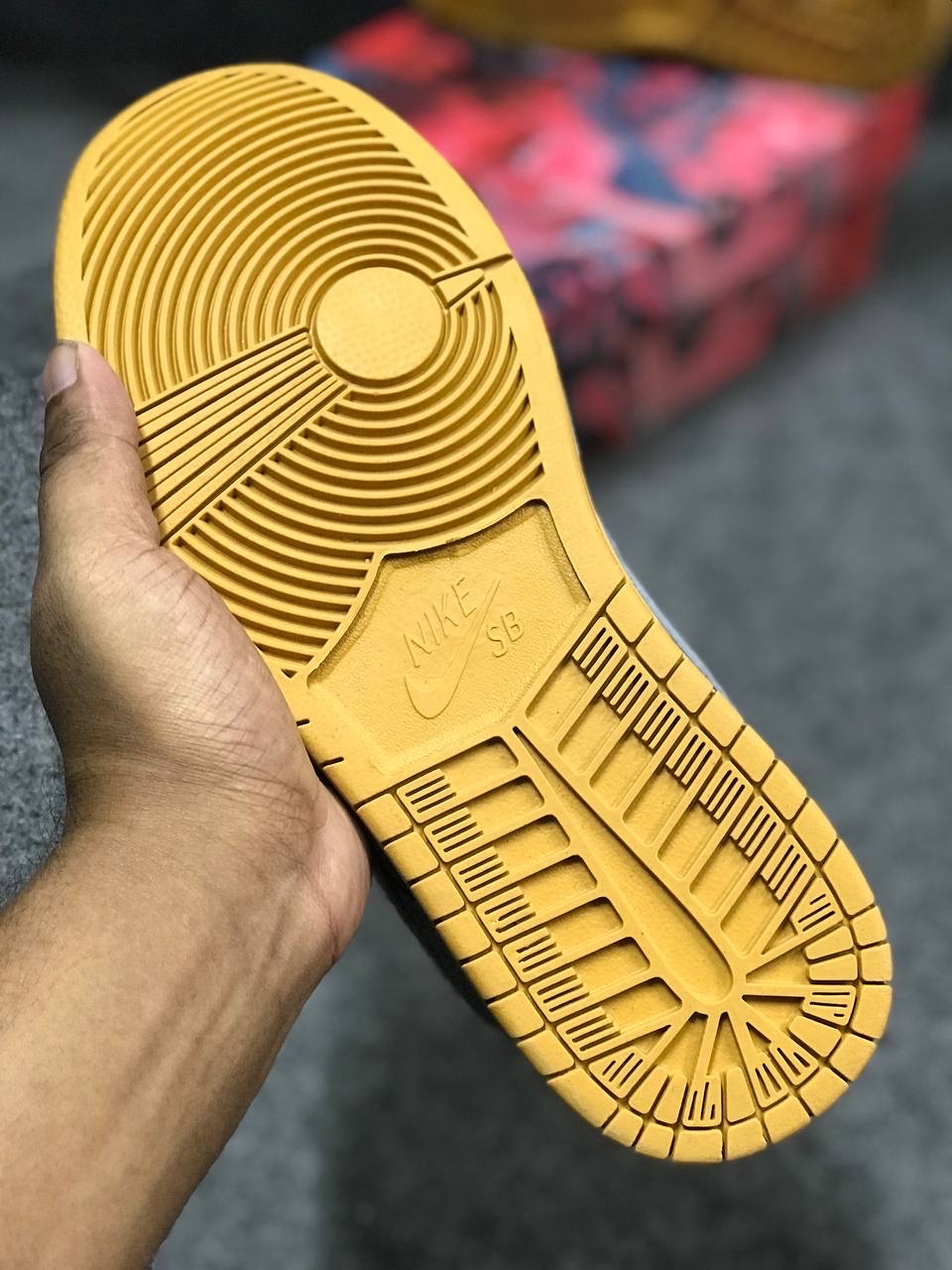 Nike SB Dunk Low Dark Grey Black Gum_img_3