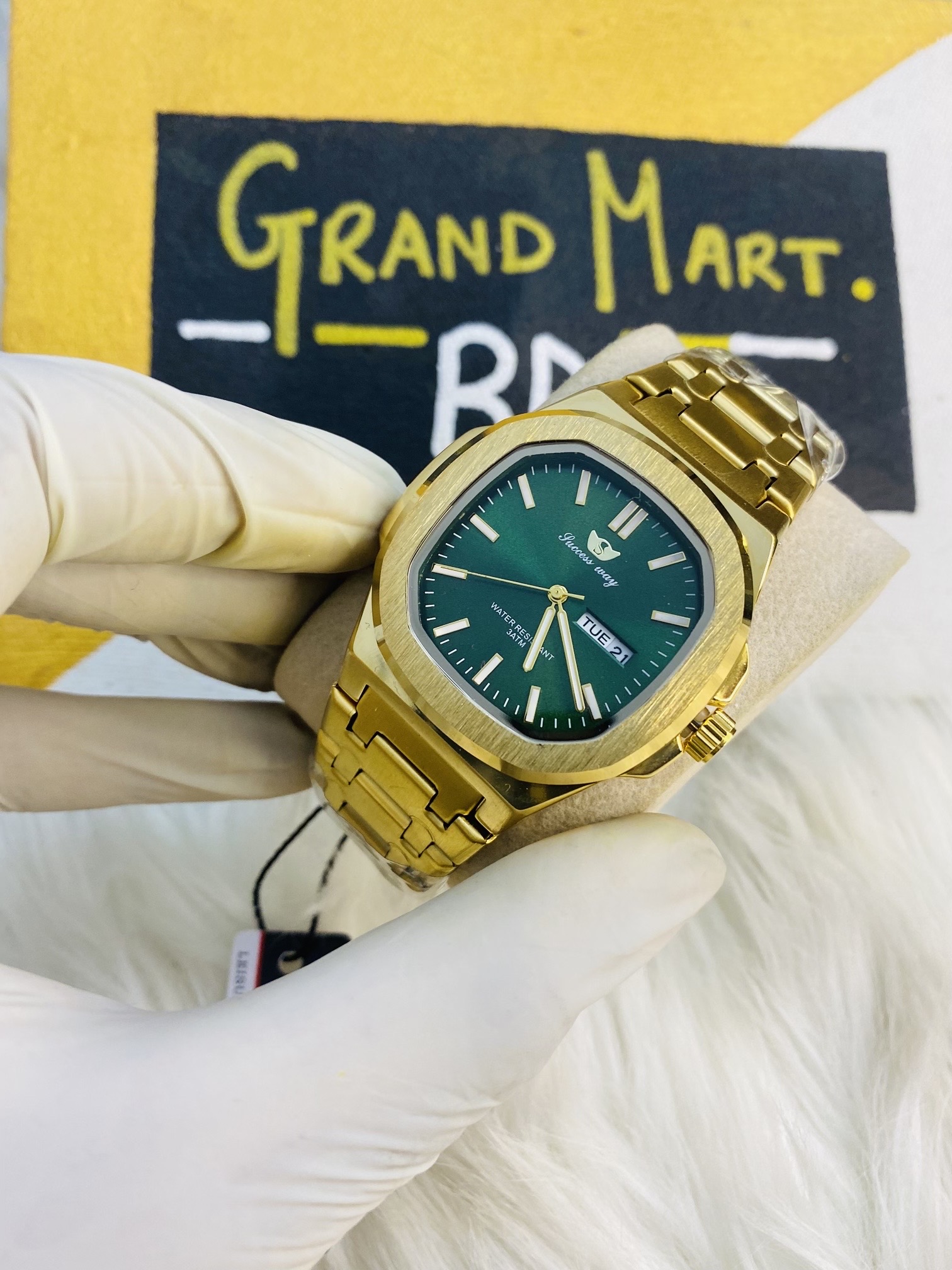 Success Way Full golden_img_2