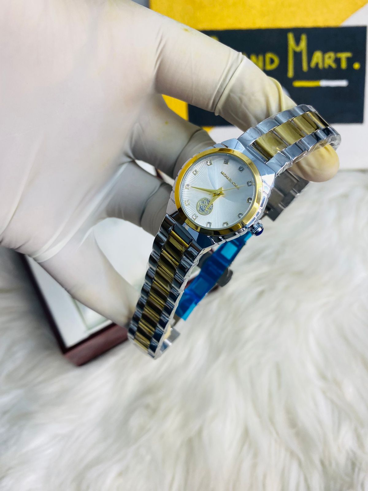 MK Girl's watch_img_1