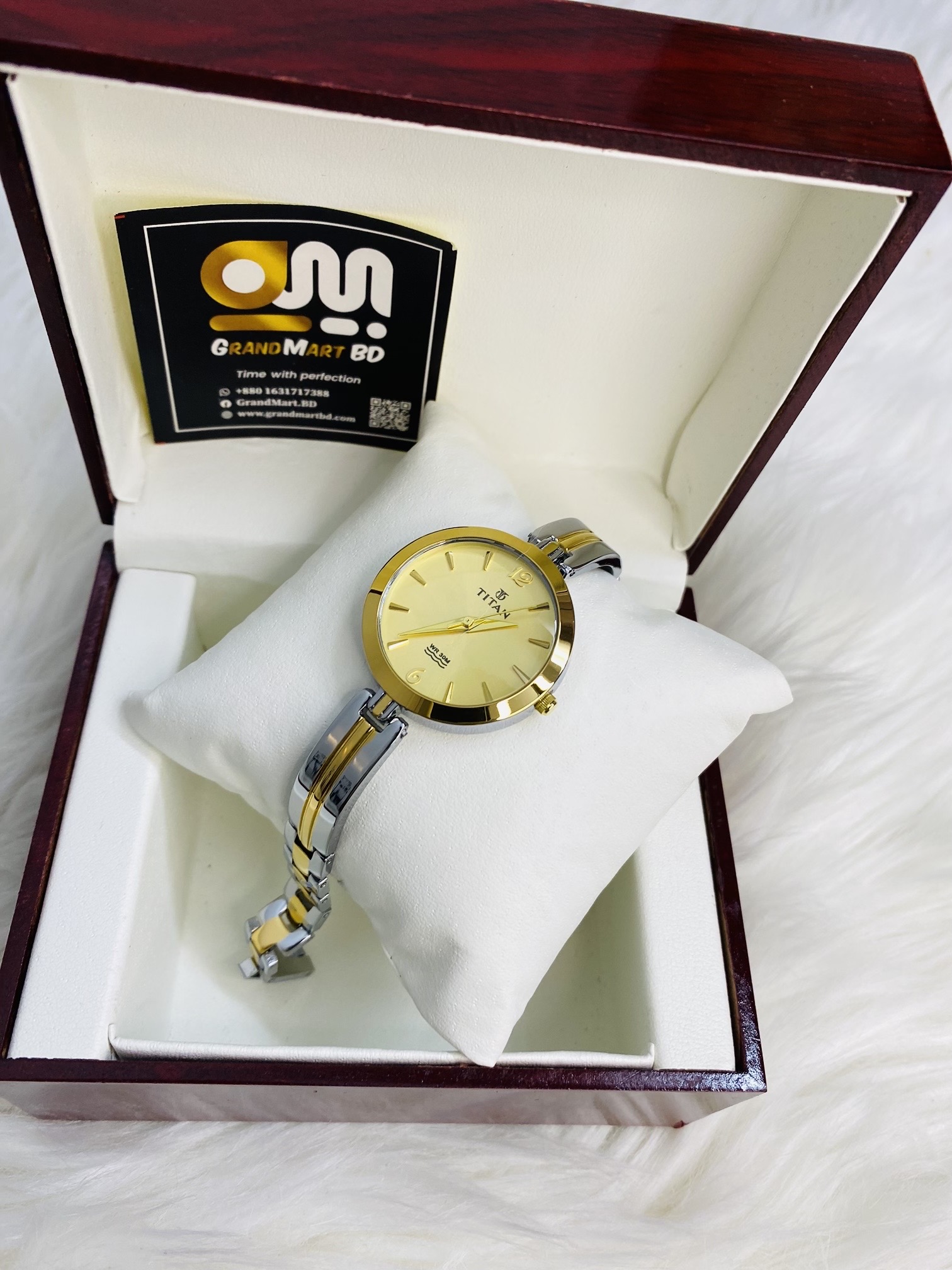 Sona brand watch for girls