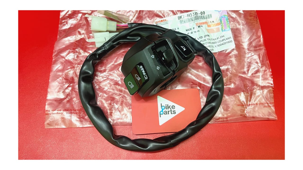 Switch Chapa (LH) For Yamaha R15 V3 Bike._img_2