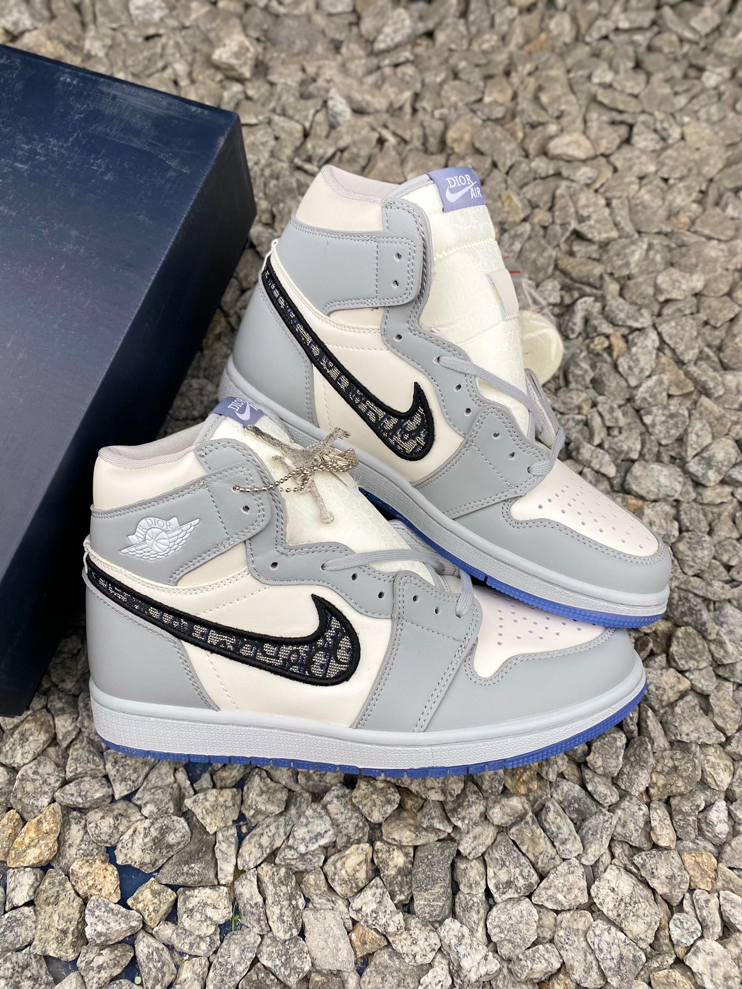 Nike Air Jordan 1 Retro High Dior (1:1) (OEM)_img_2
