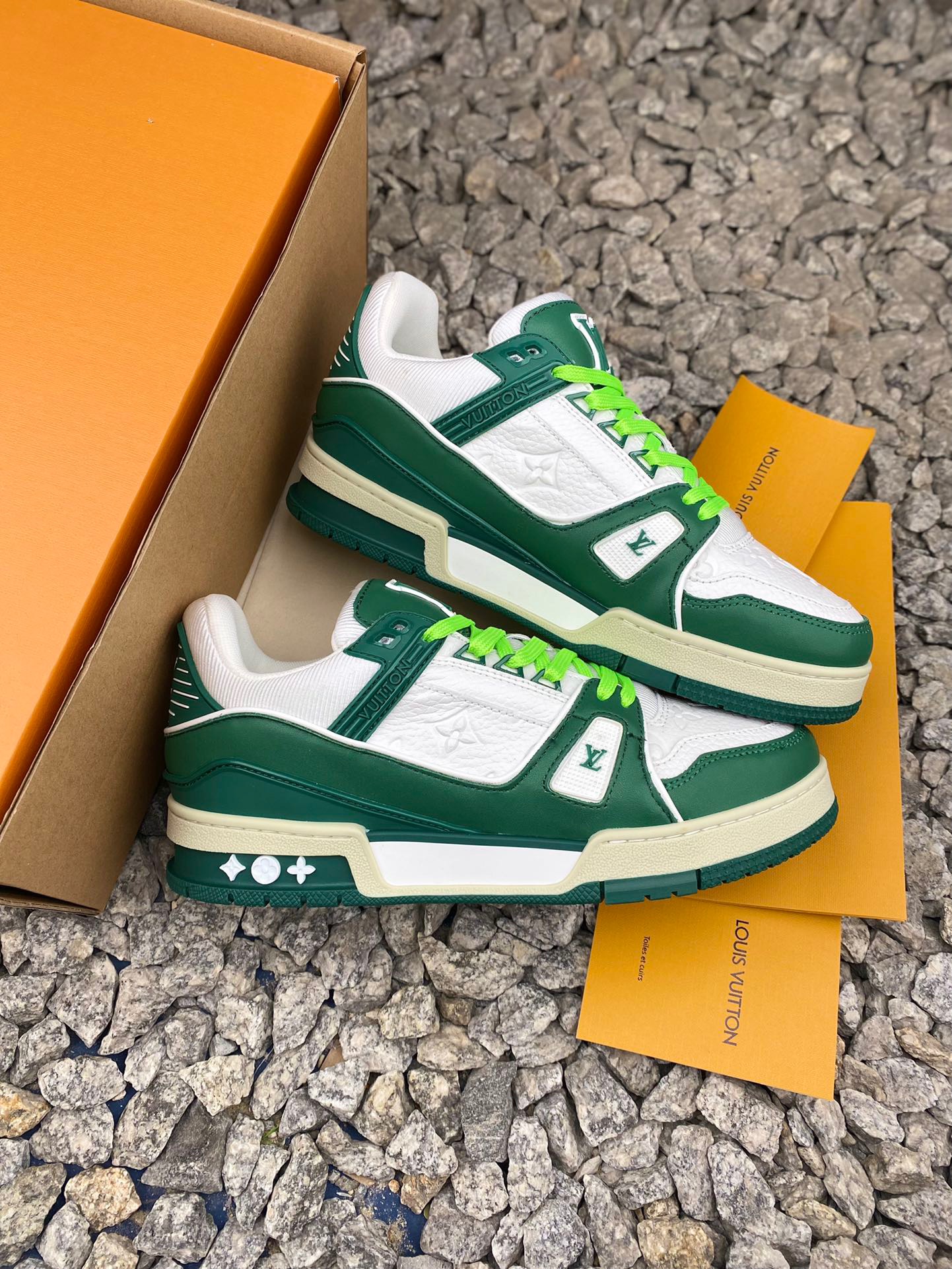 Louis Vuitton Trainer (1:1)_img_4