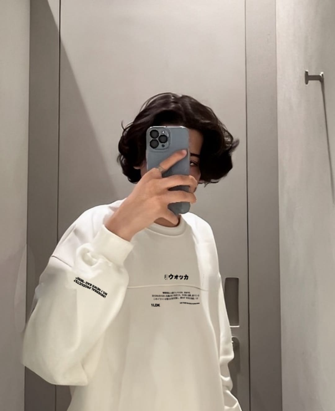 Off-white oversized sweatshirt -printed_img_4