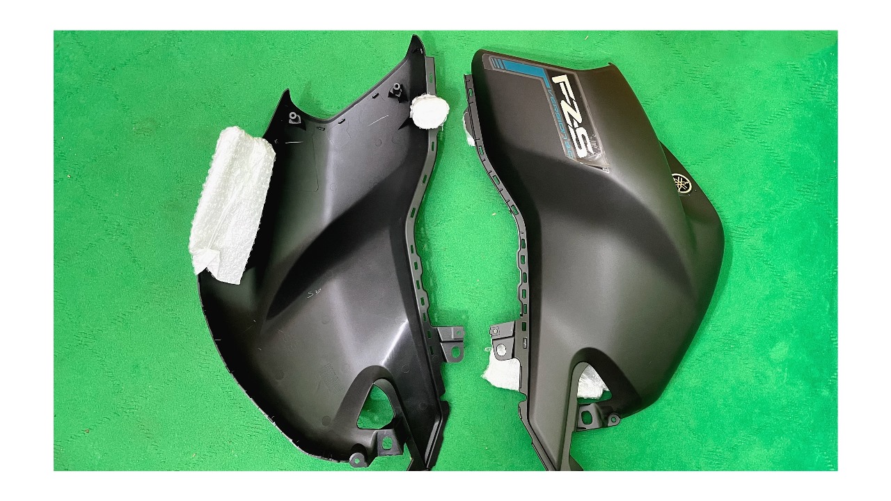 Tanky Box (2D-Mat Black) for Yamaha FZS V3 (Mat black) bike._img_1