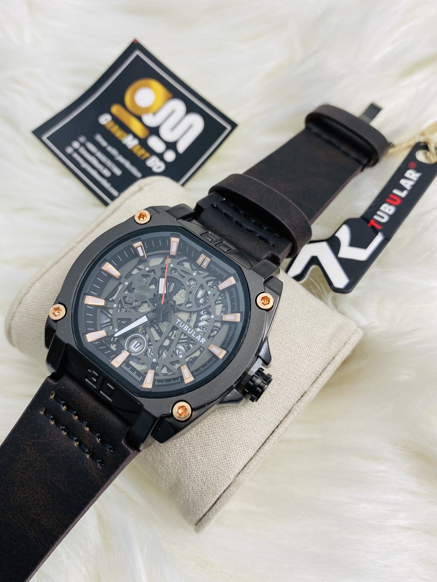 Tubular Men leather watch_img_1