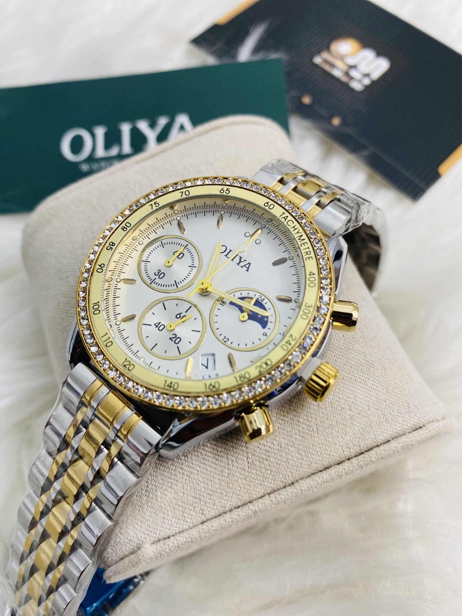 Oliya Girls Chronograph watch