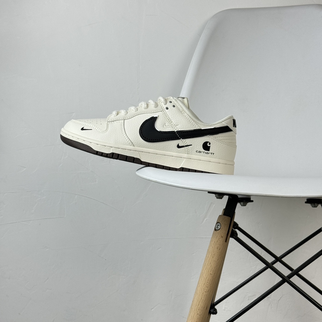 Nike Dunks with Carhartt branding (1:1)_img_7