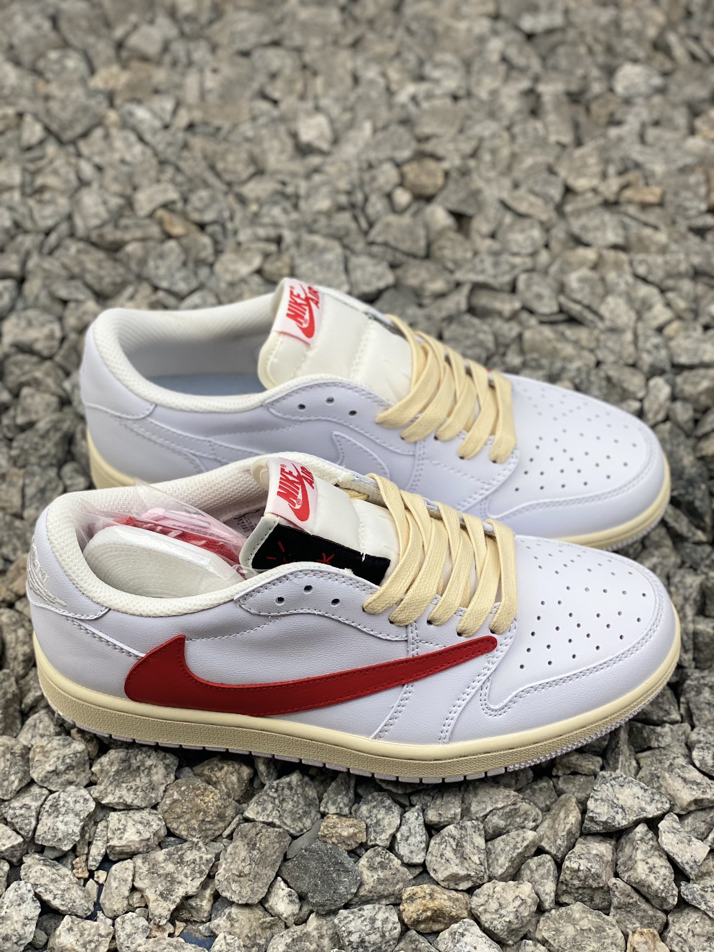 Travis Scott x Air Jordan 1 Low (1:1)_img_8