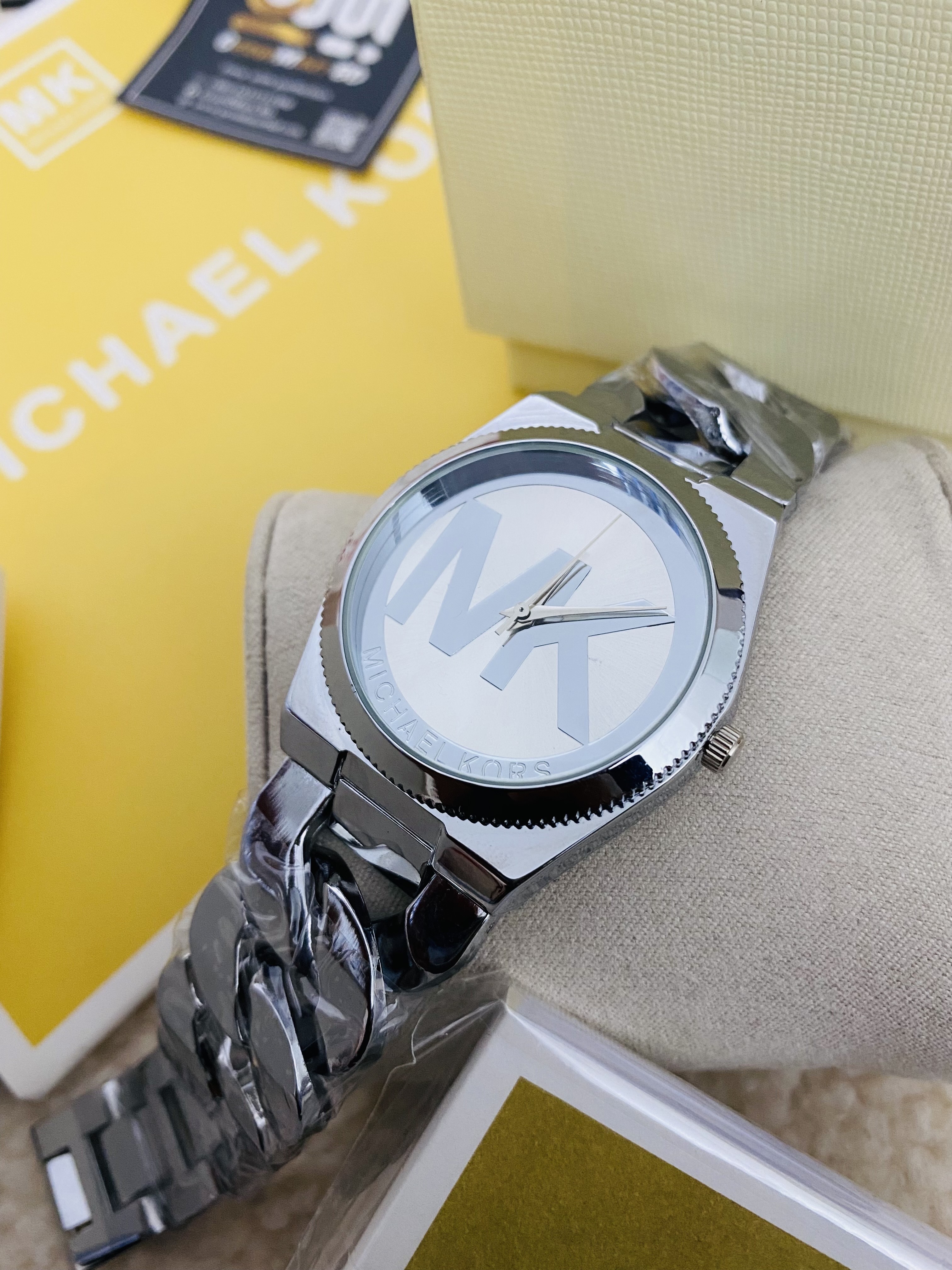 Mk Girls With box & Bag