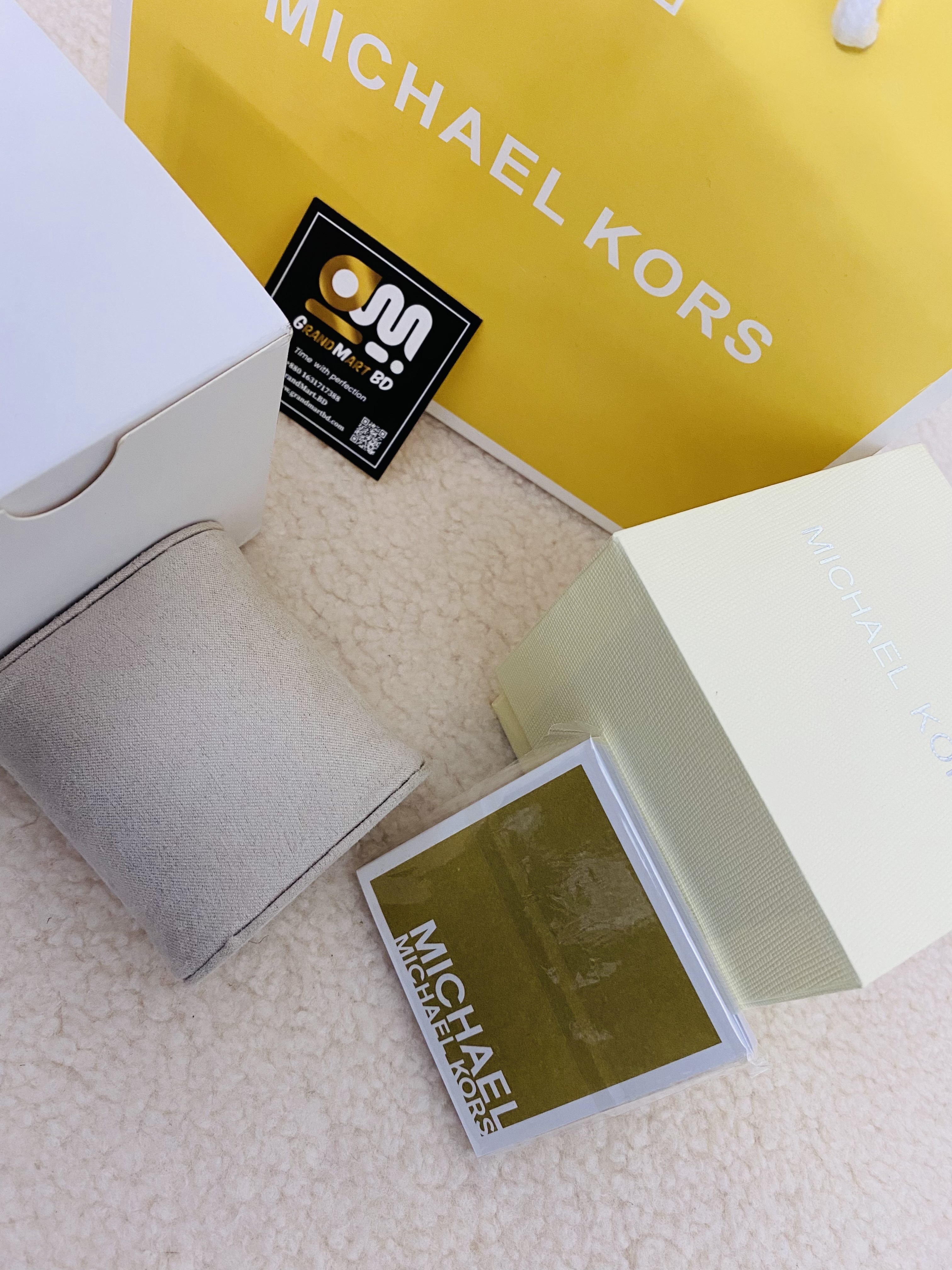 Mk Girls With box & Bag_img_1