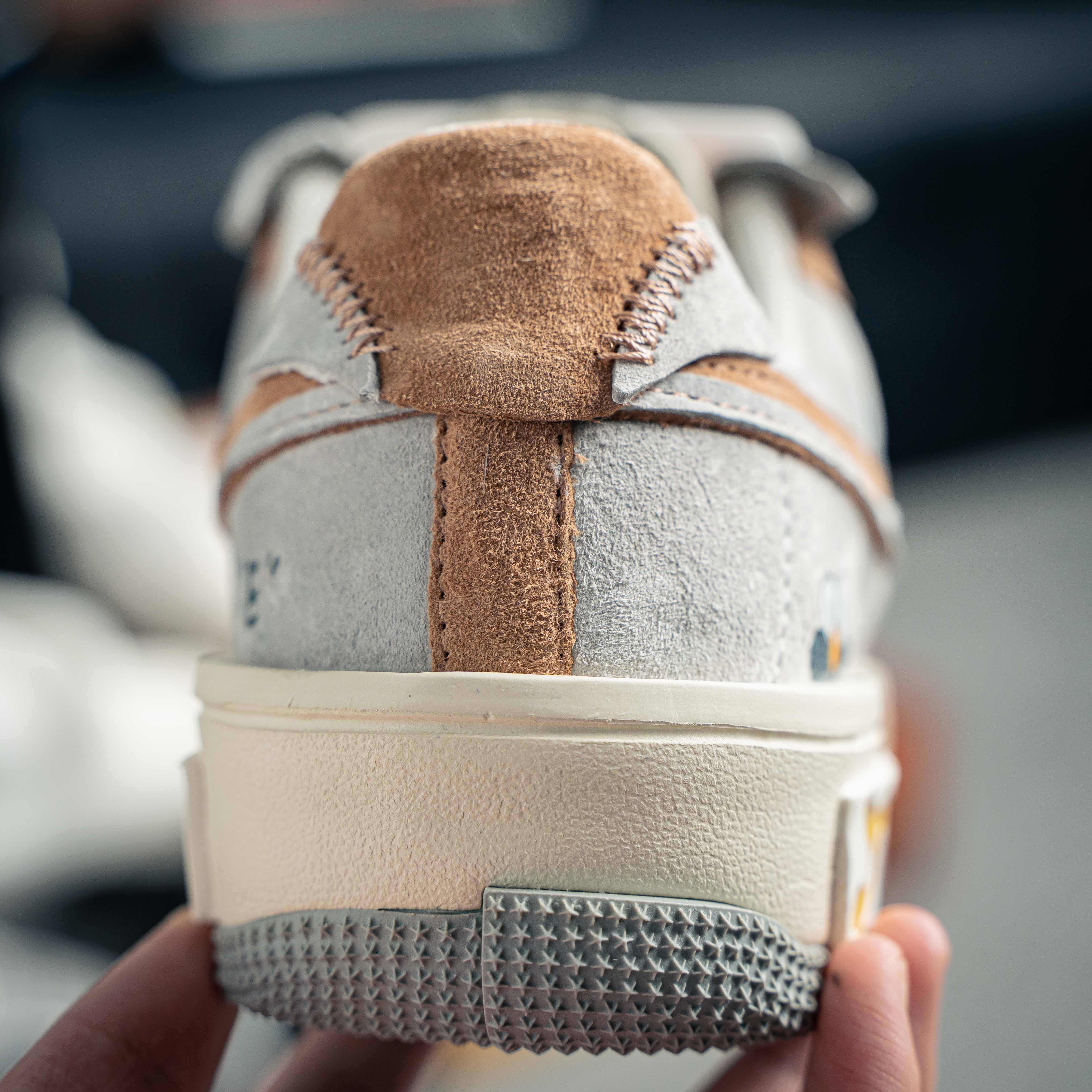 Nike Air Force 1 Low KAWS x Sesame Street (1:1)_img_6