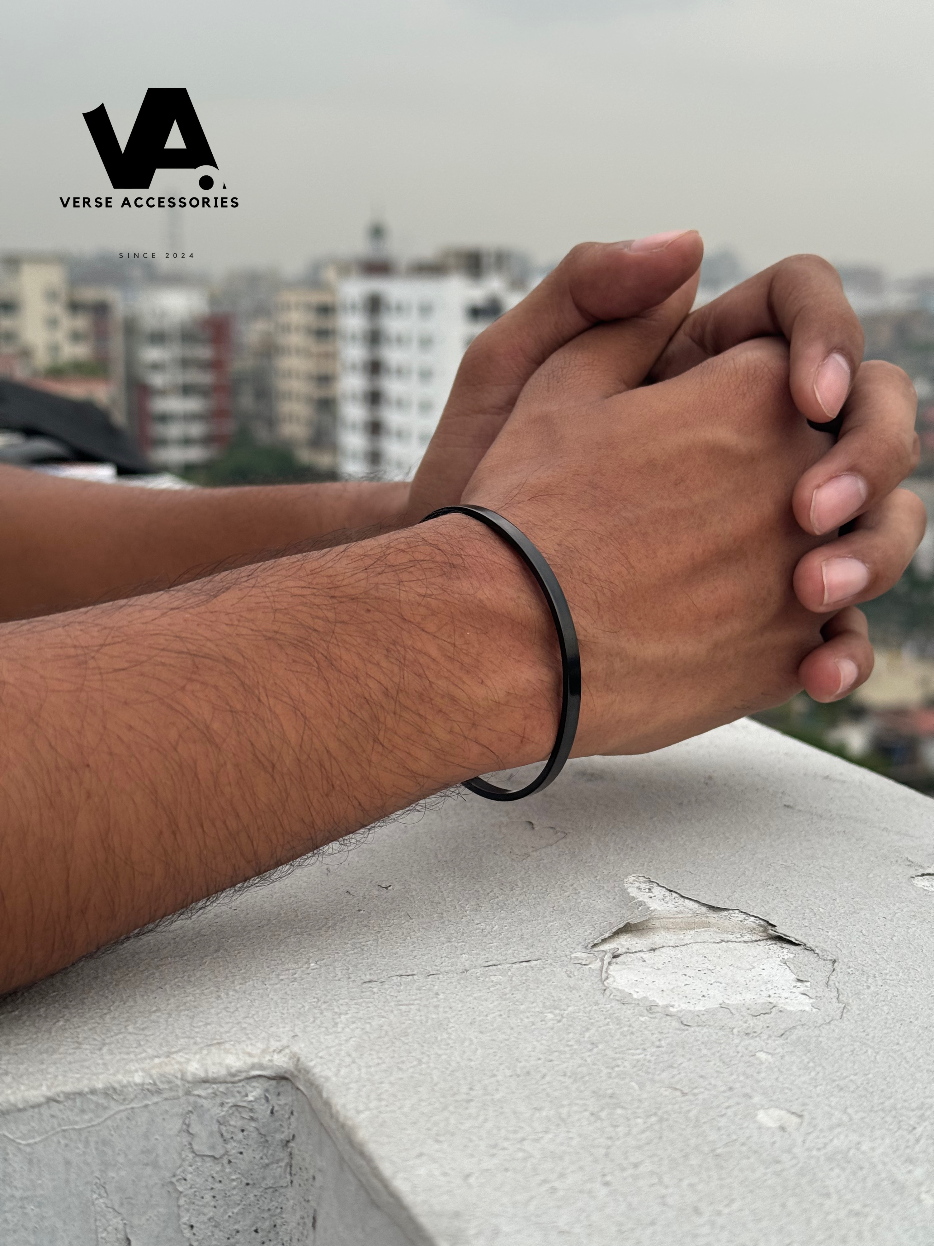 Black Plain titanium