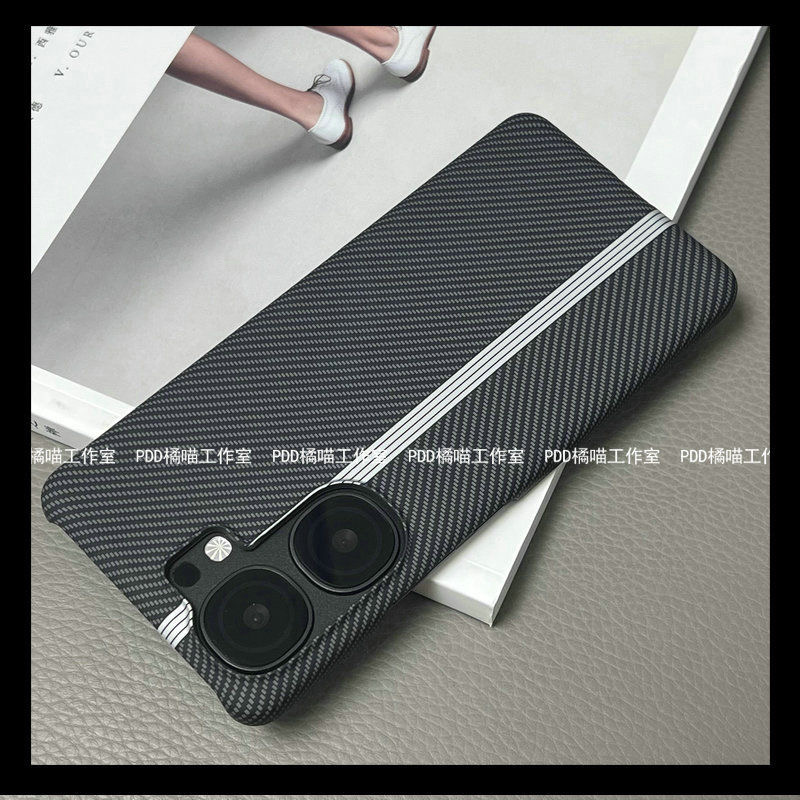 IQOO Neo9 track carbon fiber case_img_4